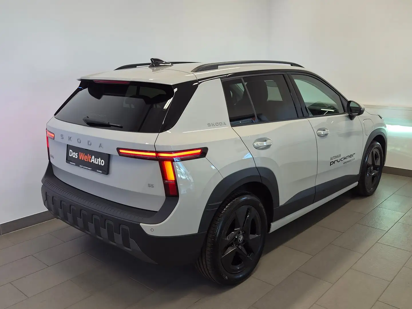 Skoda Epiq Selection 55 Grau - 2