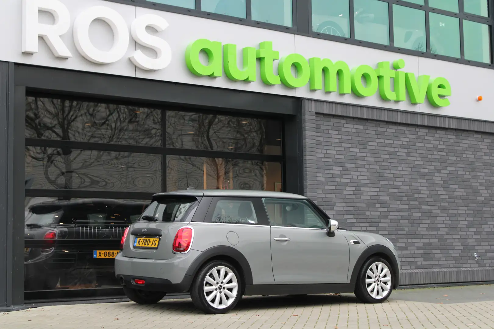 MINI One Mini 1.5 | NAP | 1E EIG! | DEALER ONDERHOUDEN | DI Gris - 2