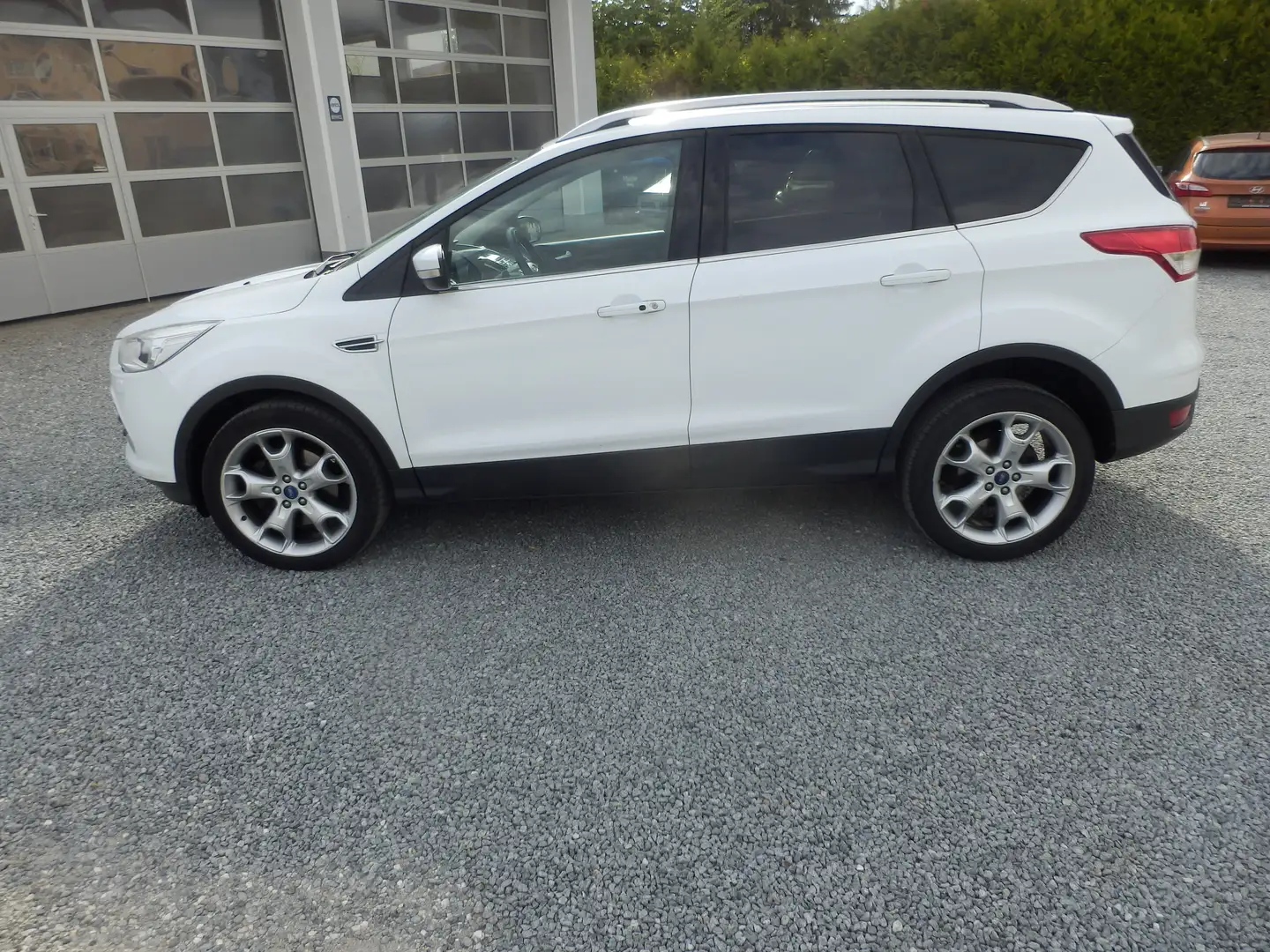 Ford Kuga Titanium 4x4 Automatik Blanc - 1