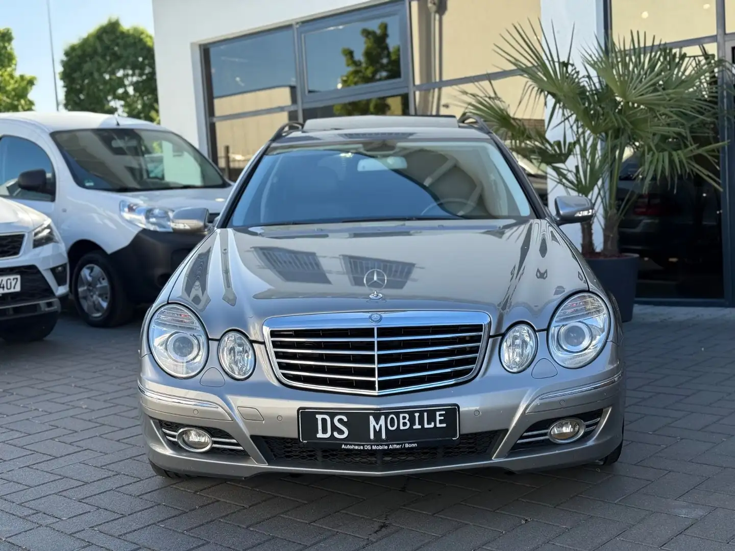 Mercedes-Benz E 220 CDI T-Model Avantgarde/AHK/Comand Argent - 2