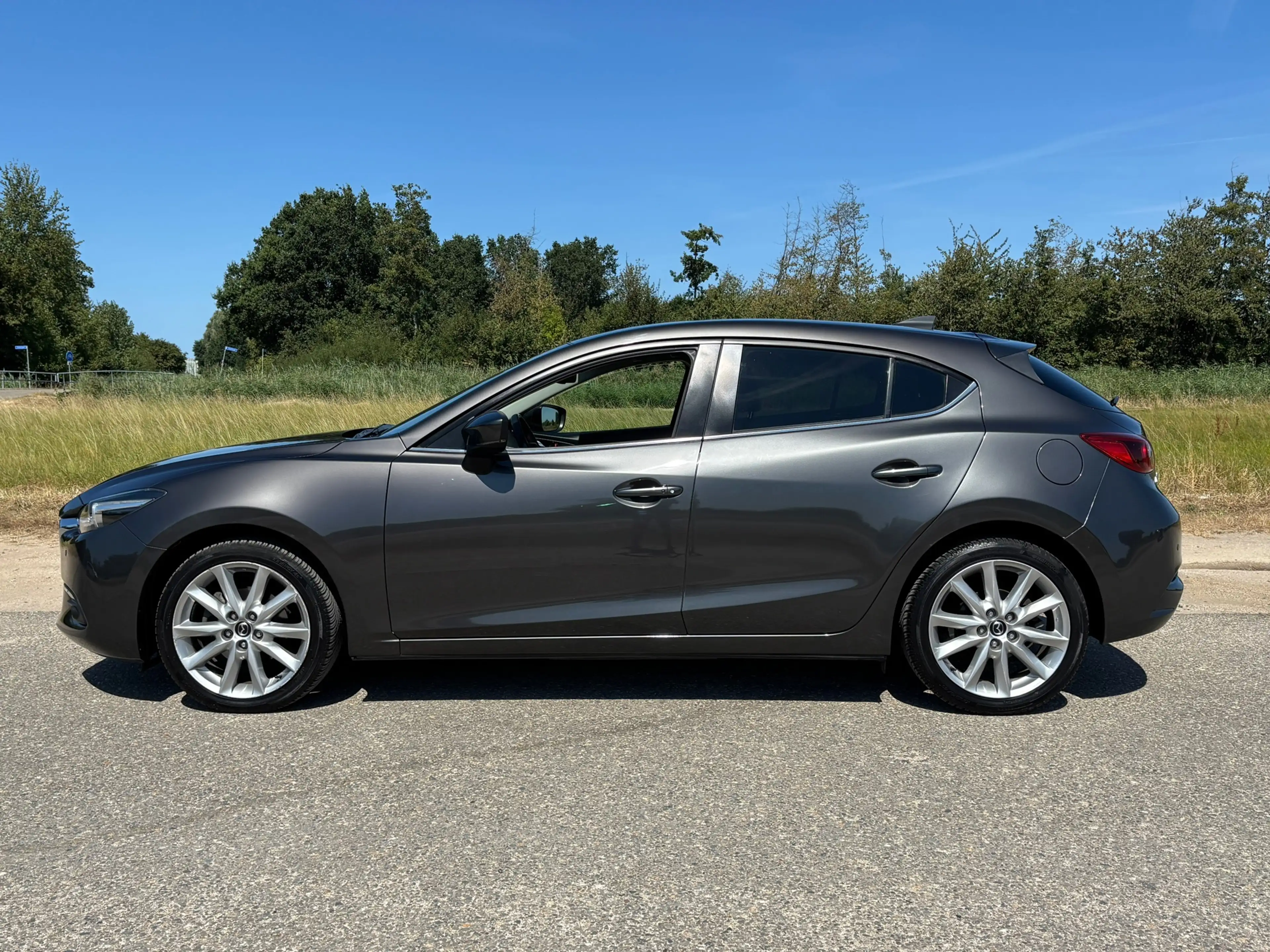 Mazda 3 2.0 SkyActiv-G 120 GT-M/Head Up/Leder/Navi/18" — photo 3