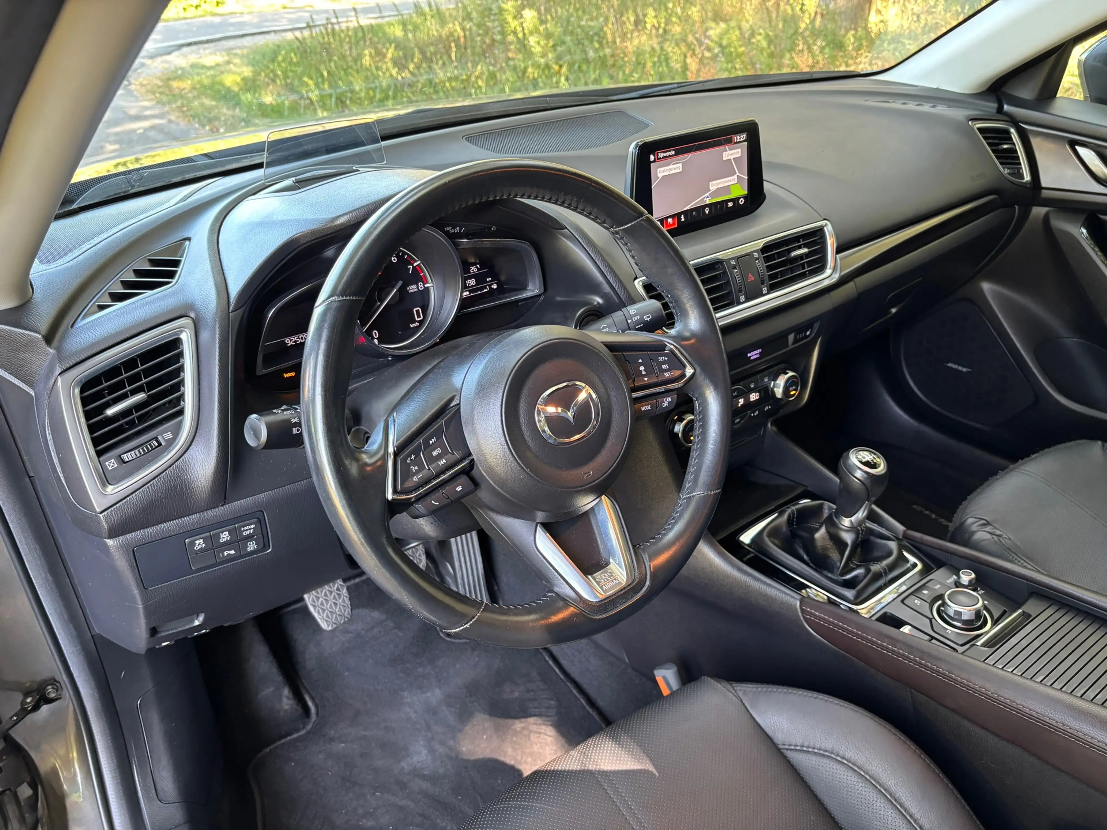 Mazda 3 2.0 SkyActiv-G 120 GT-M/Head Up/Leder/Navi/18" — photo 9
