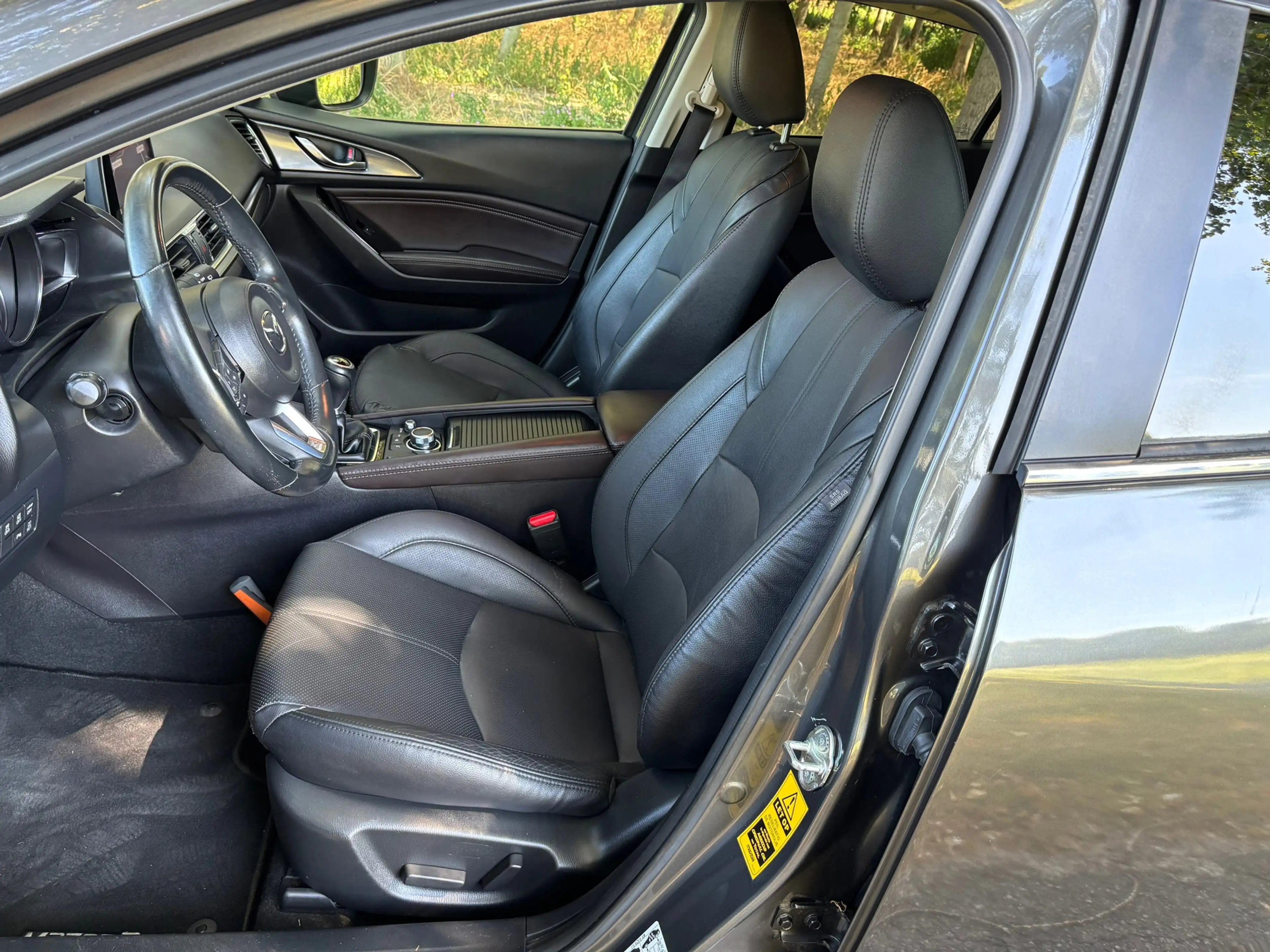 Mazda 3 2.0 SkyActiv-G 120 GT-M/Head Up/Leder/Navi/18" — photo 2