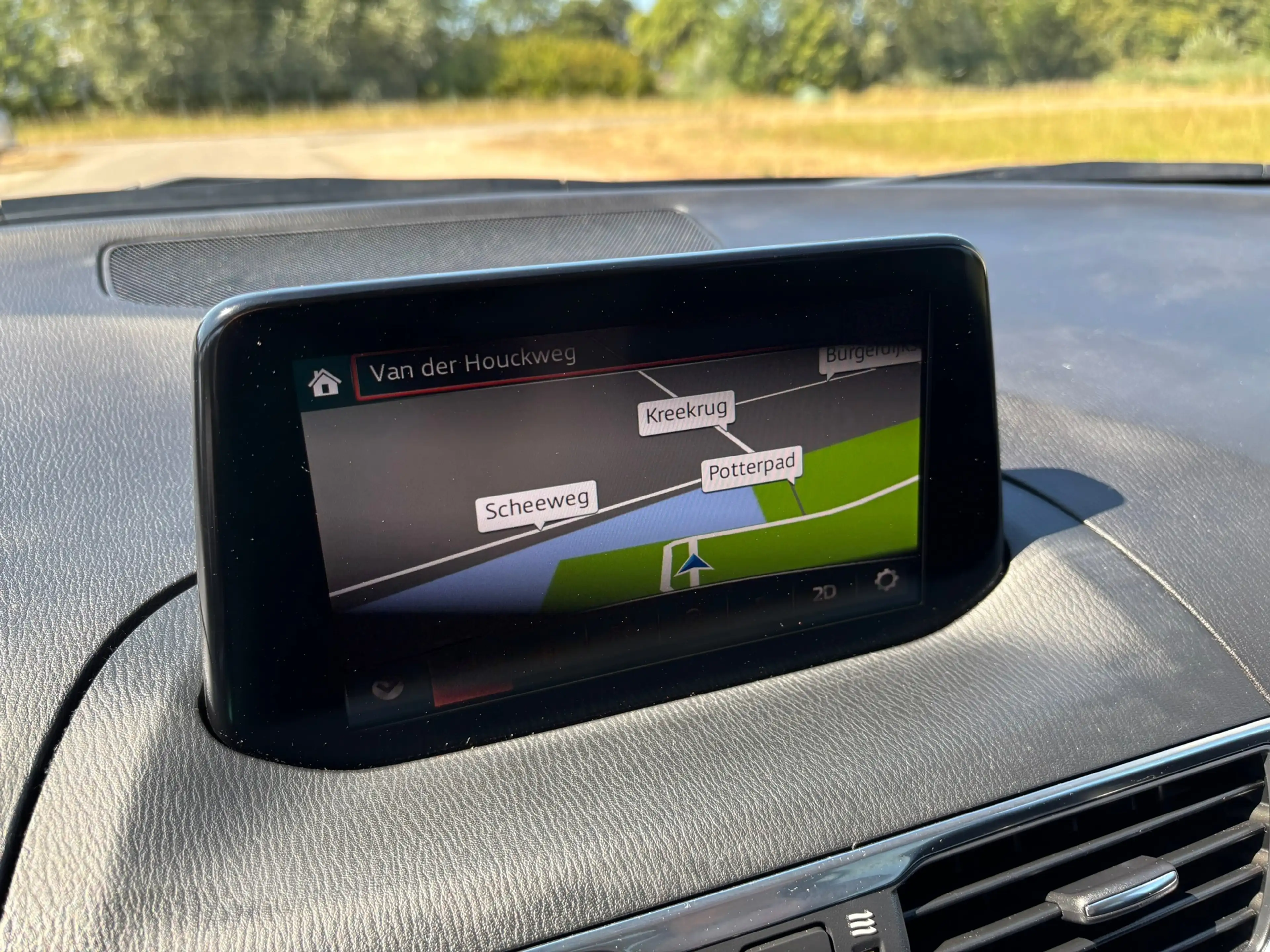 Mazda 3 2.0 SkyActiv-G 120 GT-M/Head Up/Leder/Navi/18" — photo 10
