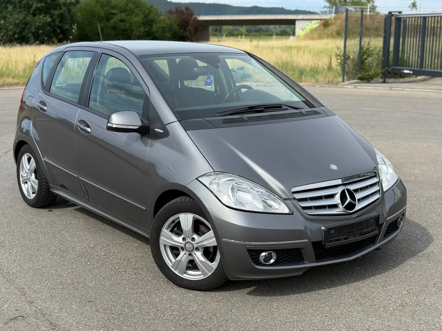 Mercedes-Benz A 180 CDI Avantgarde Klima | EUR5 | TÜV 07/2027 Grau - 1