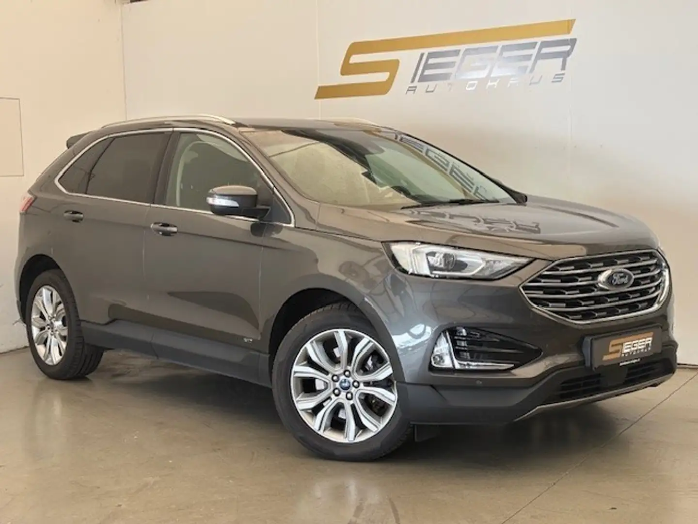Ford Edge 2,0 EcoBlue SCR 4x4 Titanium Aut. Grau - 1