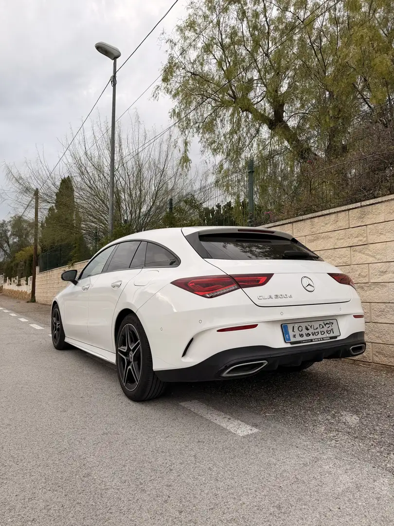 Mercedes-Benz CLA 200 Shooting Brake 200d 8G-DCT - 1