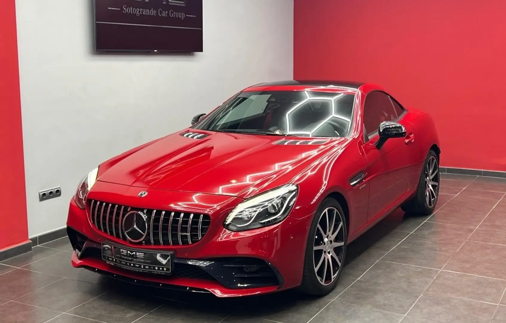 Mercedes-Benz SLC 43 AMG Aut. Rojo - 2