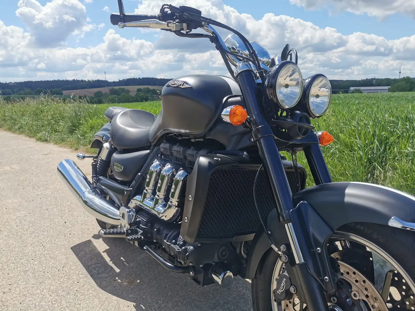 Triumph Rocket III Roadster Schwarz - 1