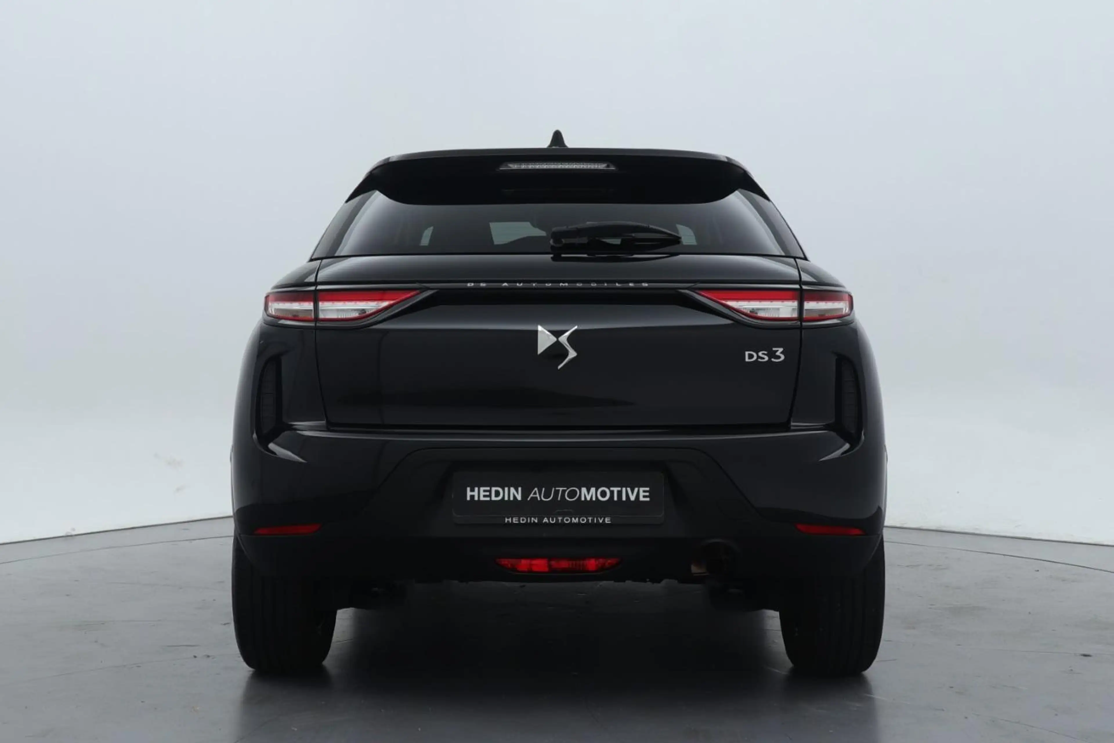 DS Automobiles DS 3 1.2 PureTech Bastille — photo 9