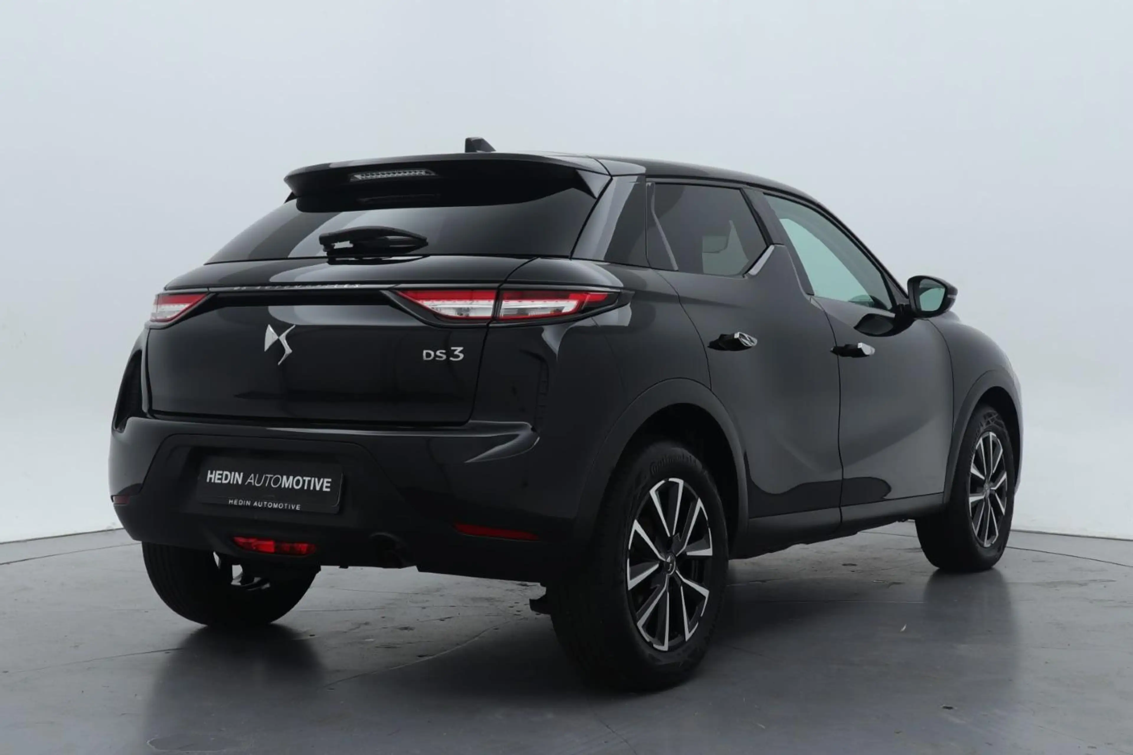 DS Automobiles DS 3 1.2 PureTech Bastille — photo 2