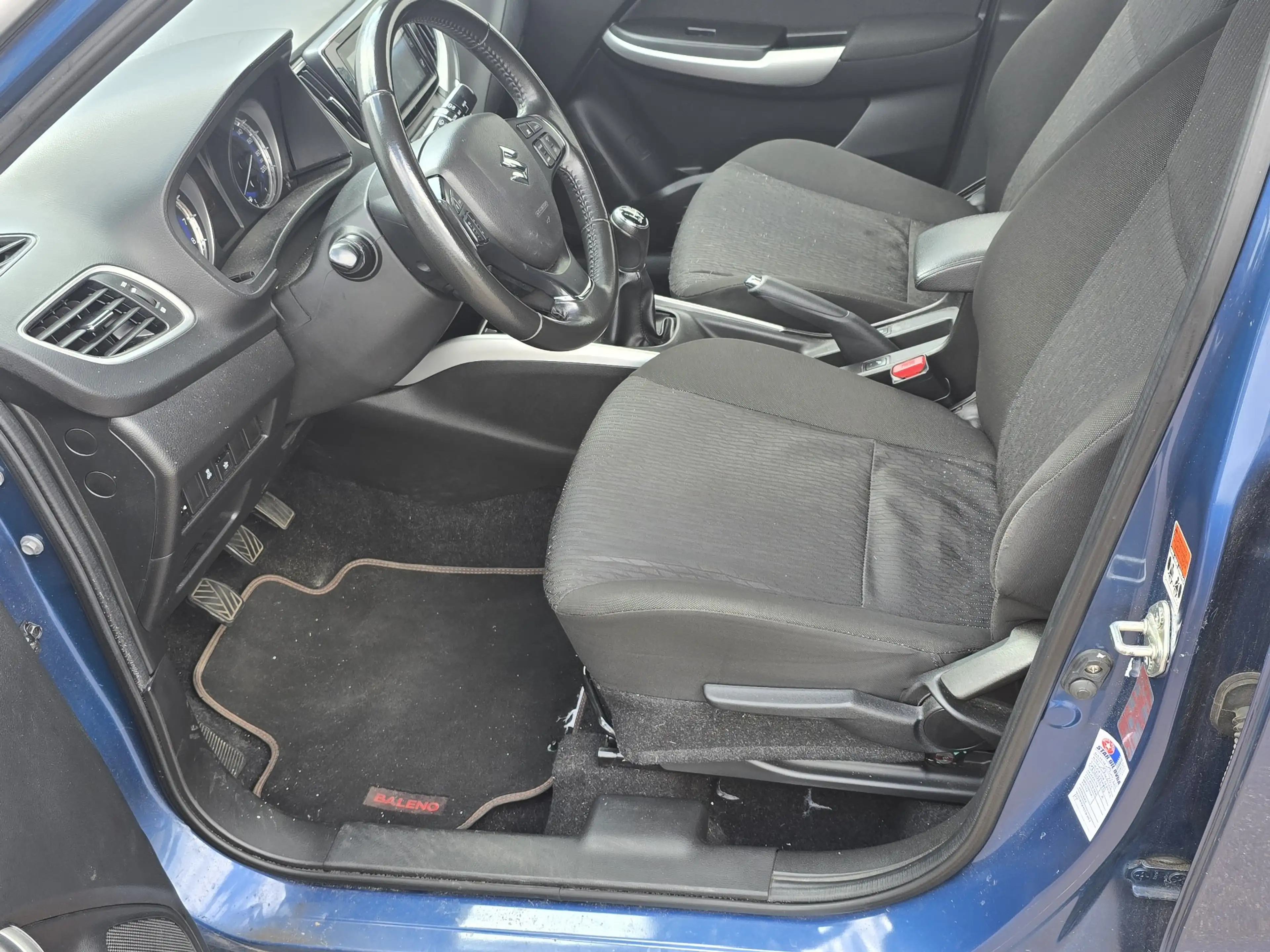Suzuki Baleno Baleno 1.2i GLX — photo 9