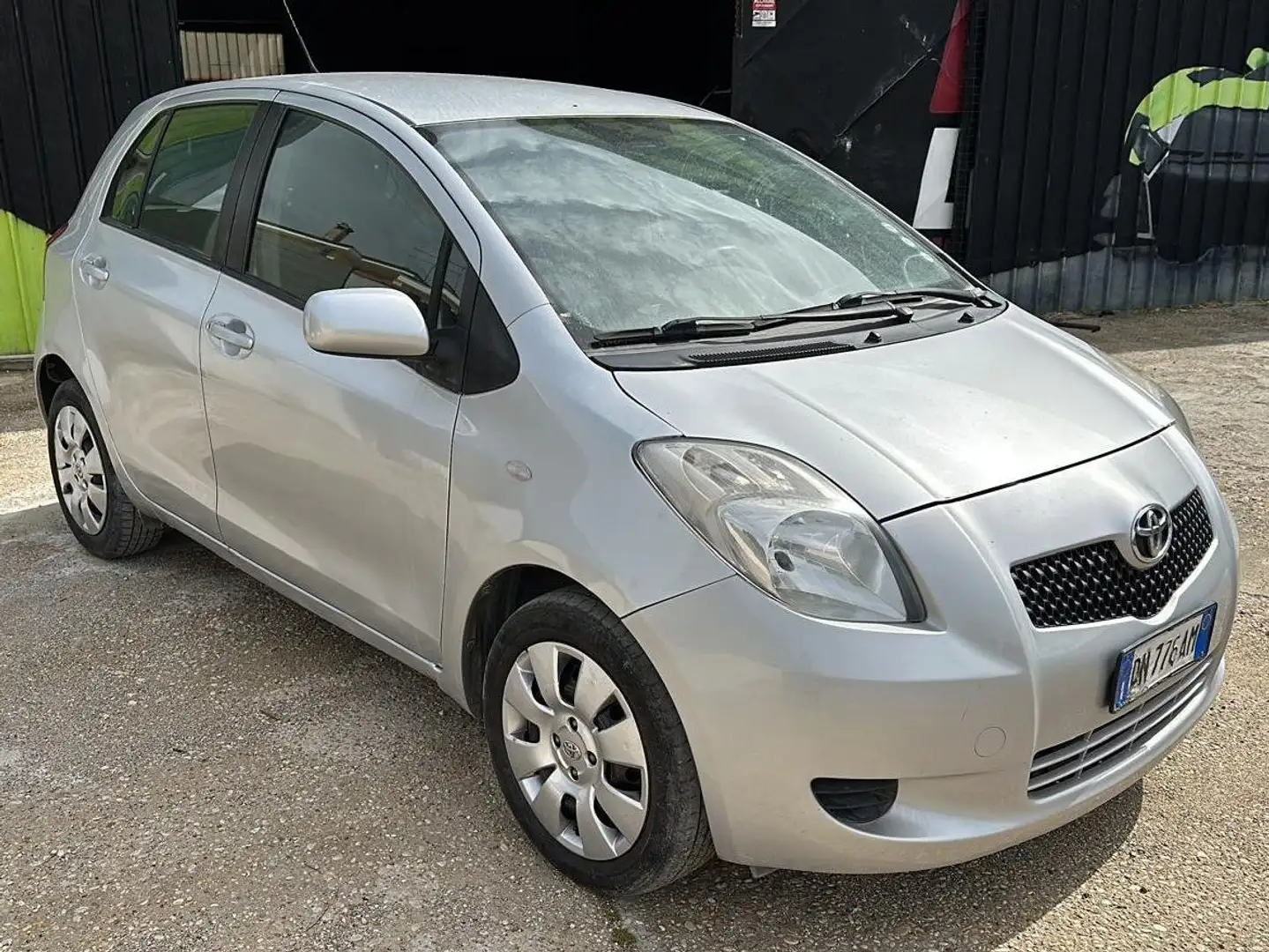 Toyota Yaris Yaris 5p 1.0 Sol Argento - 2