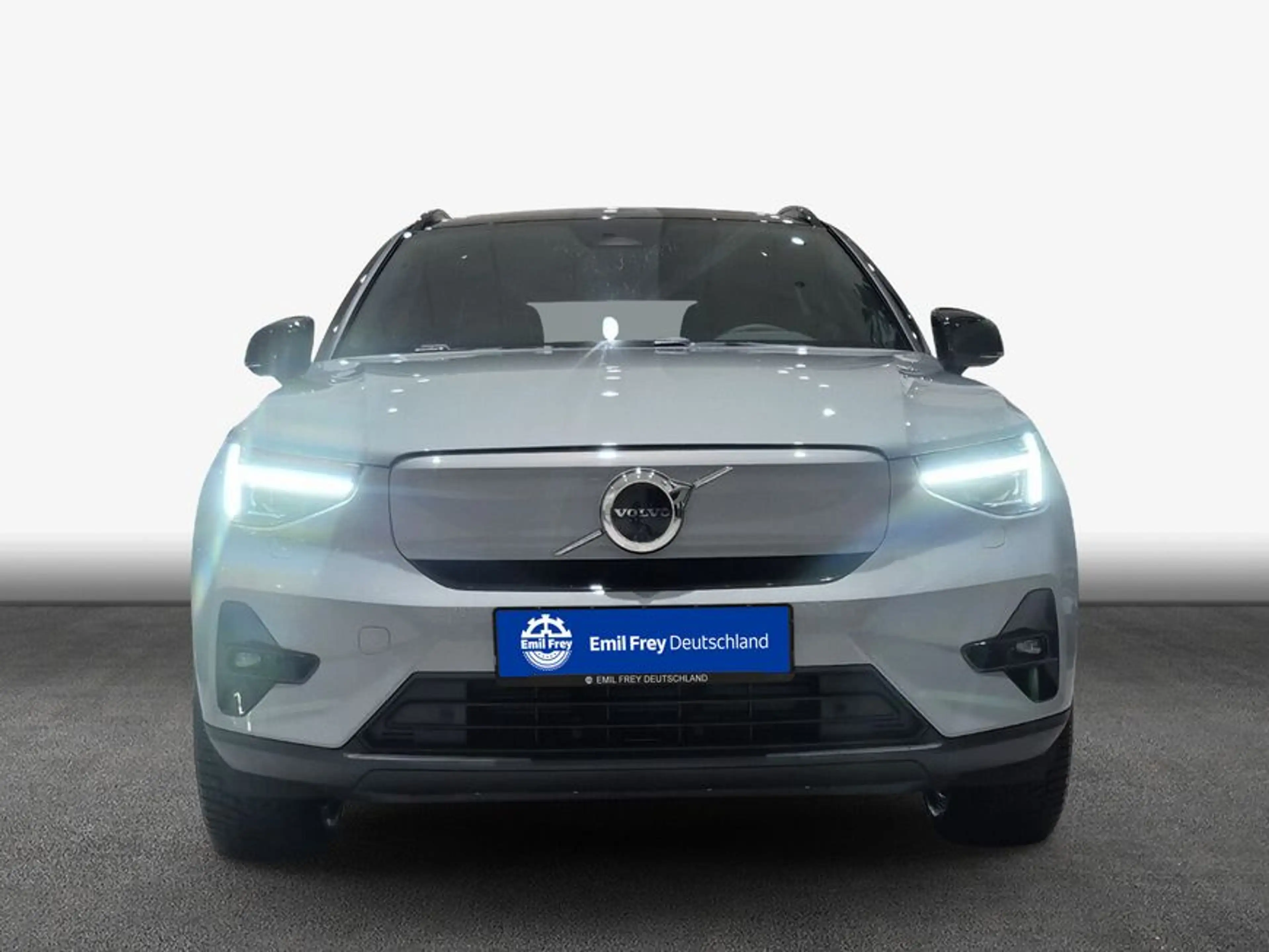 Volvo EX40 Fully Electric Single M. Extended Range RWD U — photo 3