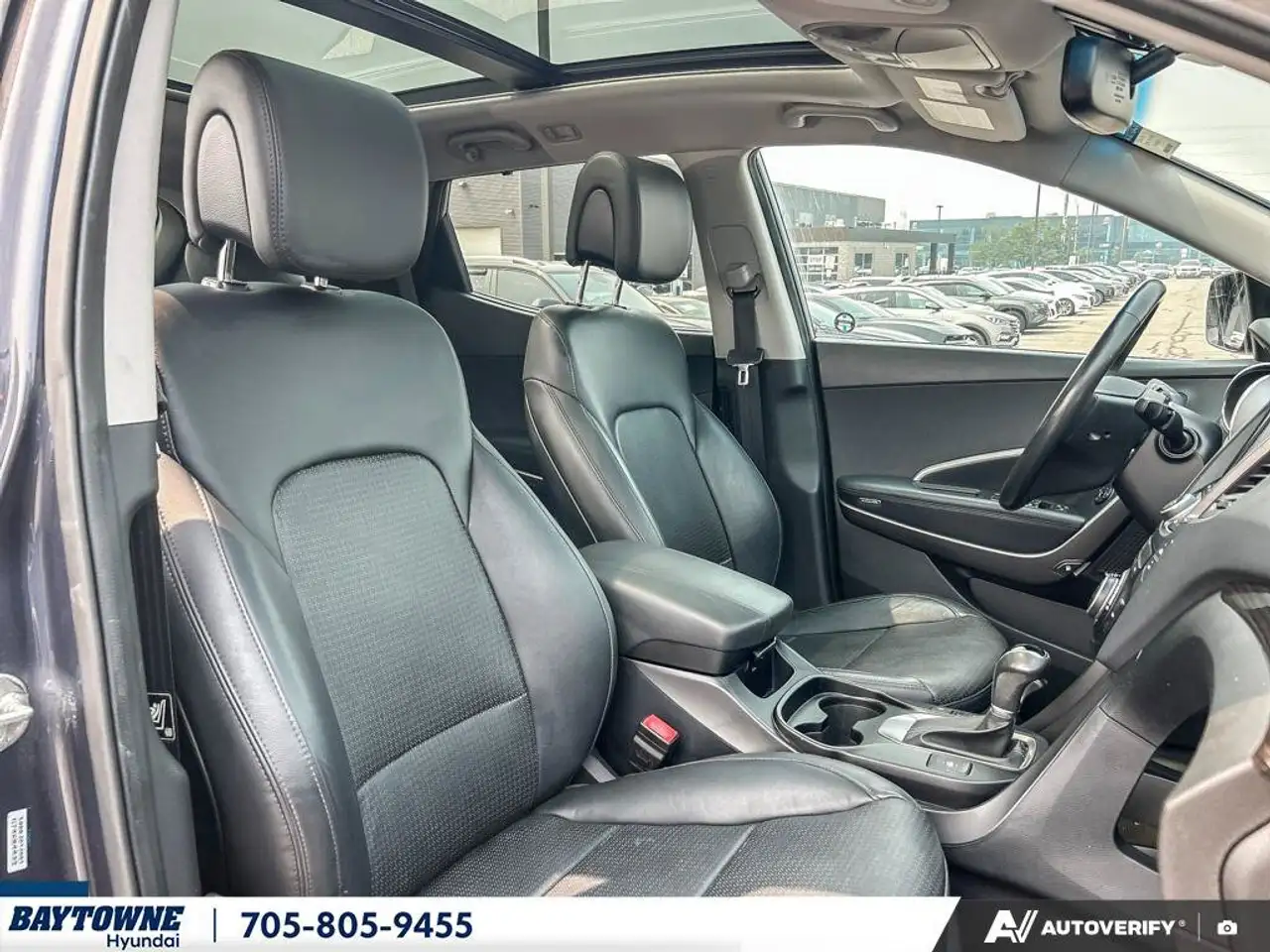 Hyundai SANTA FE photo Hyundai SANTA FE