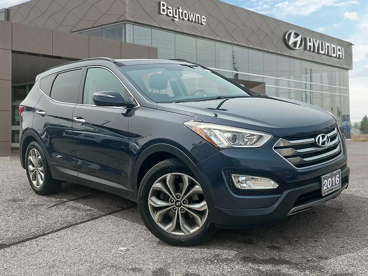 Hyundai SANTA FE photo Hyundai SANTA FE