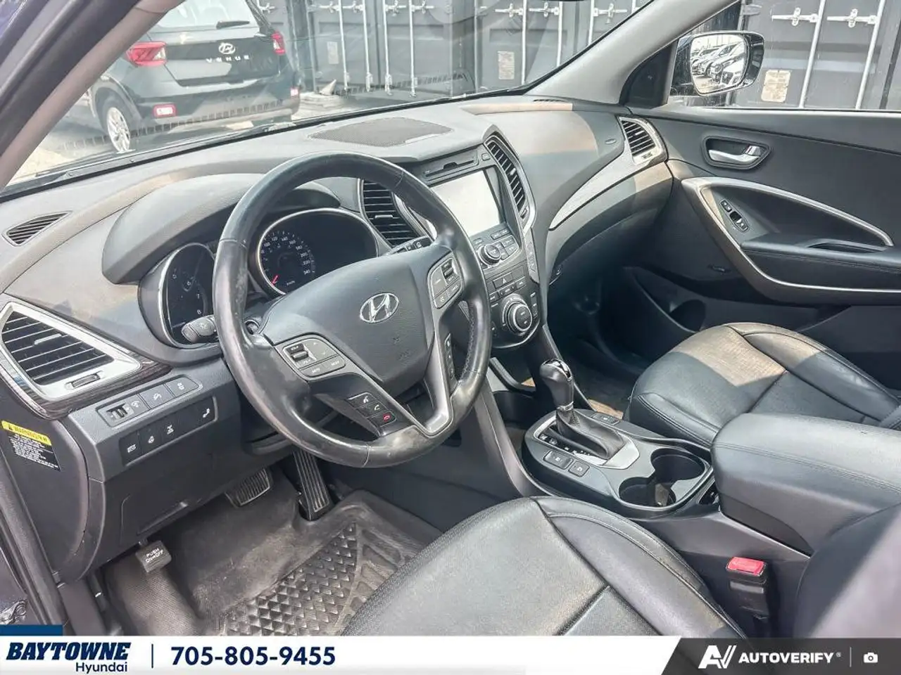 Hyundai SANTA FE photo Hyundai SANTA FE