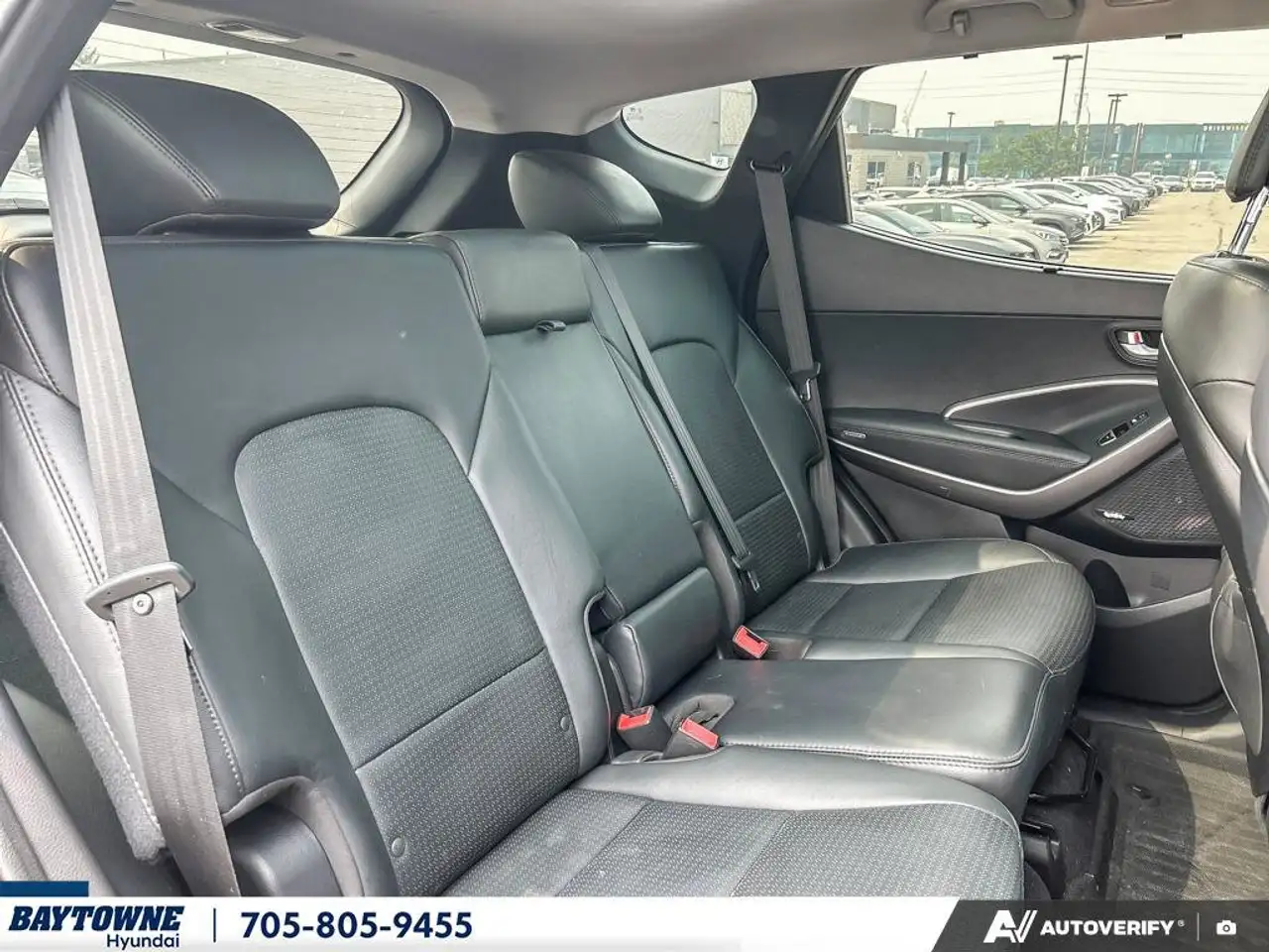 Hyundai SANTA FE photo Hyundai SANTA FE