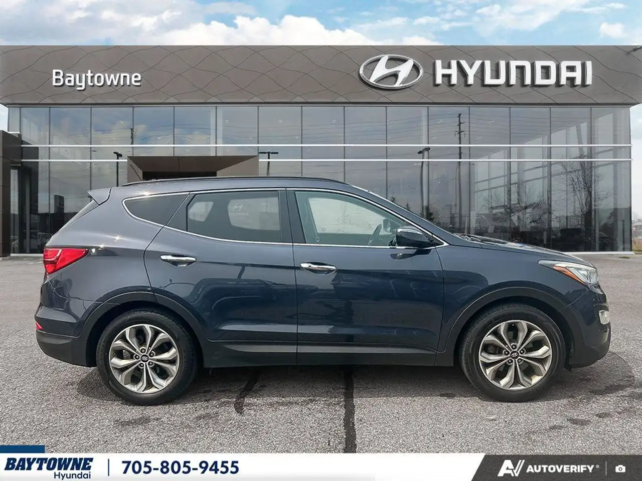 Hyundai SANTA FE photo Hyundai SANTA FE