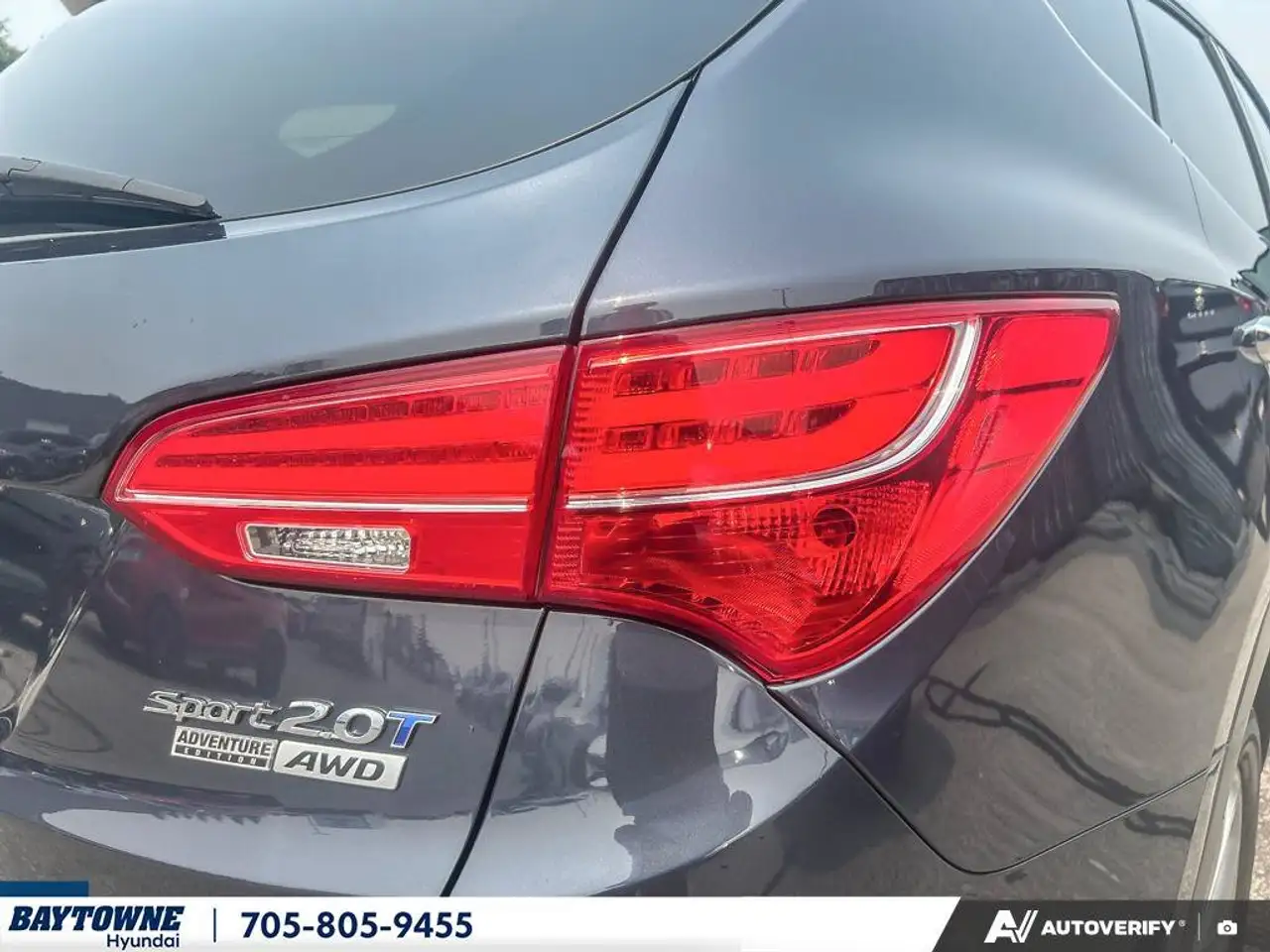 Hyundai SANTA FE photo Hyundai SANTA FE