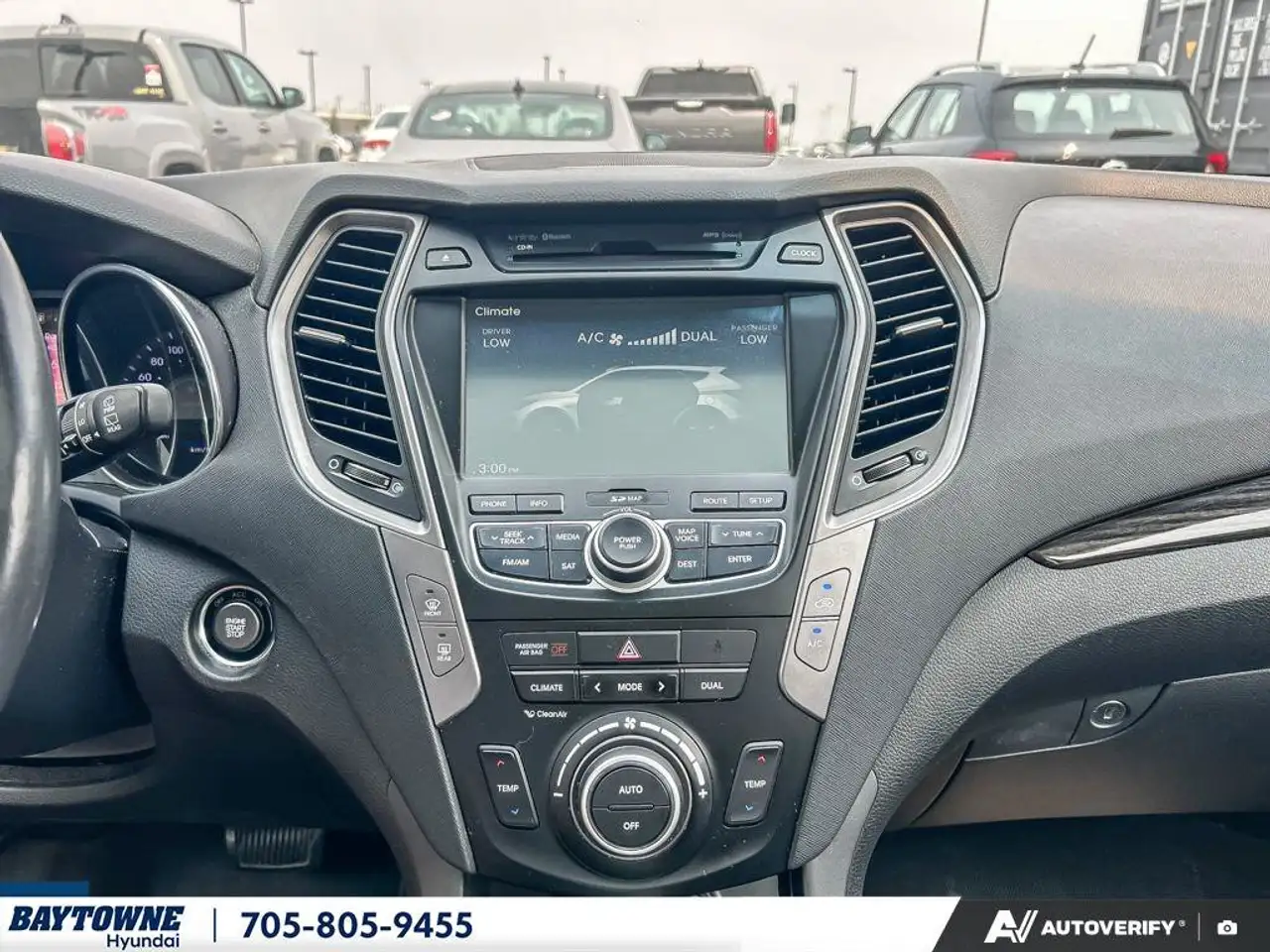 Hyundai SANTA FE photo Hyundai SANTA FE