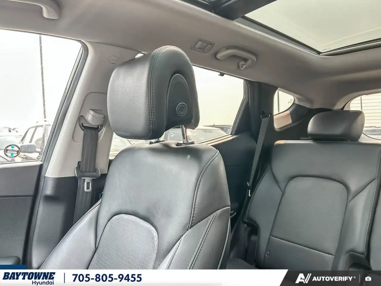 Hyundai SANTA FE photo Hyundai SANTA FE