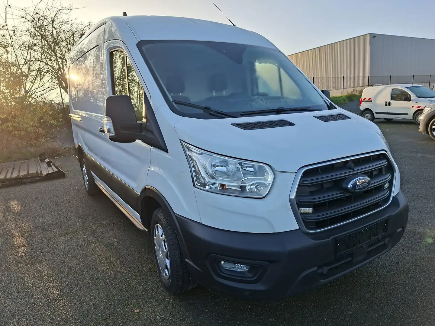 Ford Transit 310M L2H2 TD Trend FWD Blanc - 2