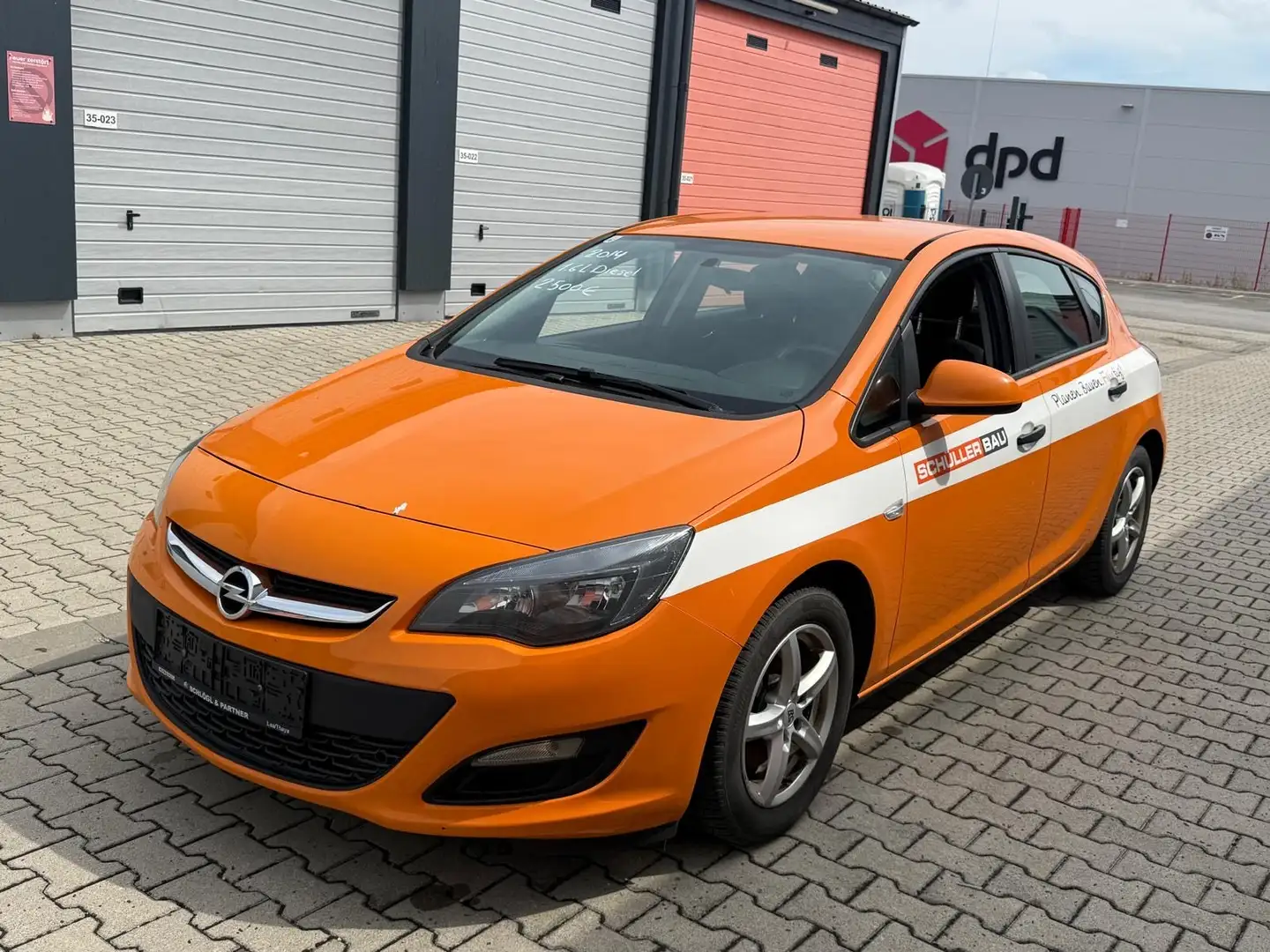 Opel Astra Selection Orange - 2