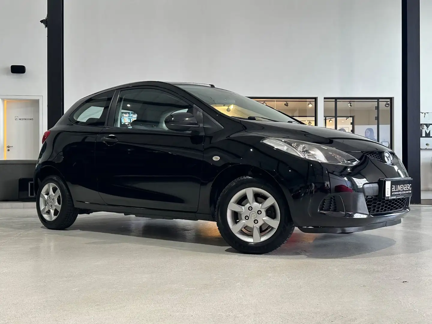 Mazda 2 Lim. 1.3 Impuls Sport *Servo,CD,Radio* Noir - 2