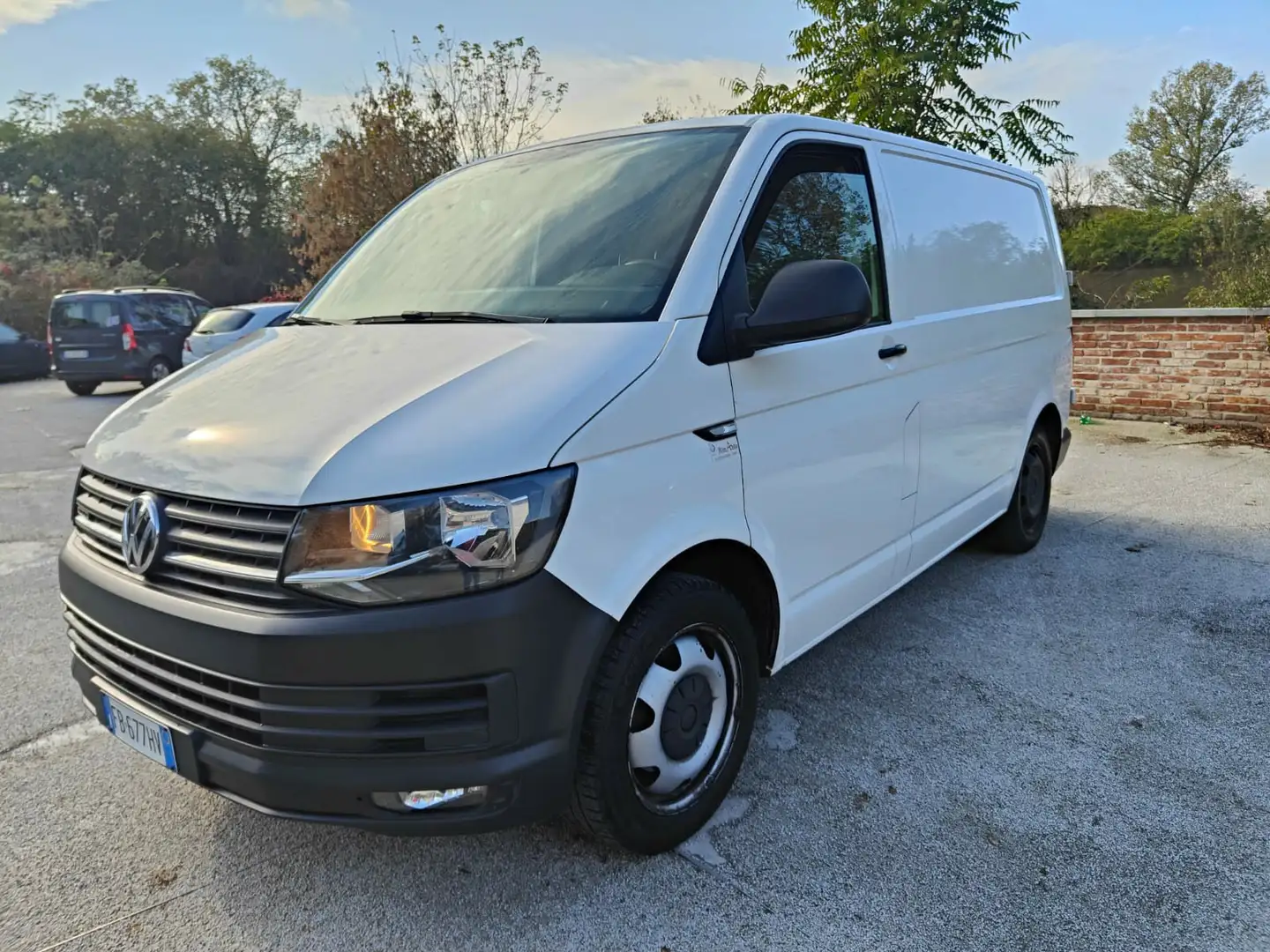 Volkswagen T6 Transporter 32 l1h1 4motion - 1