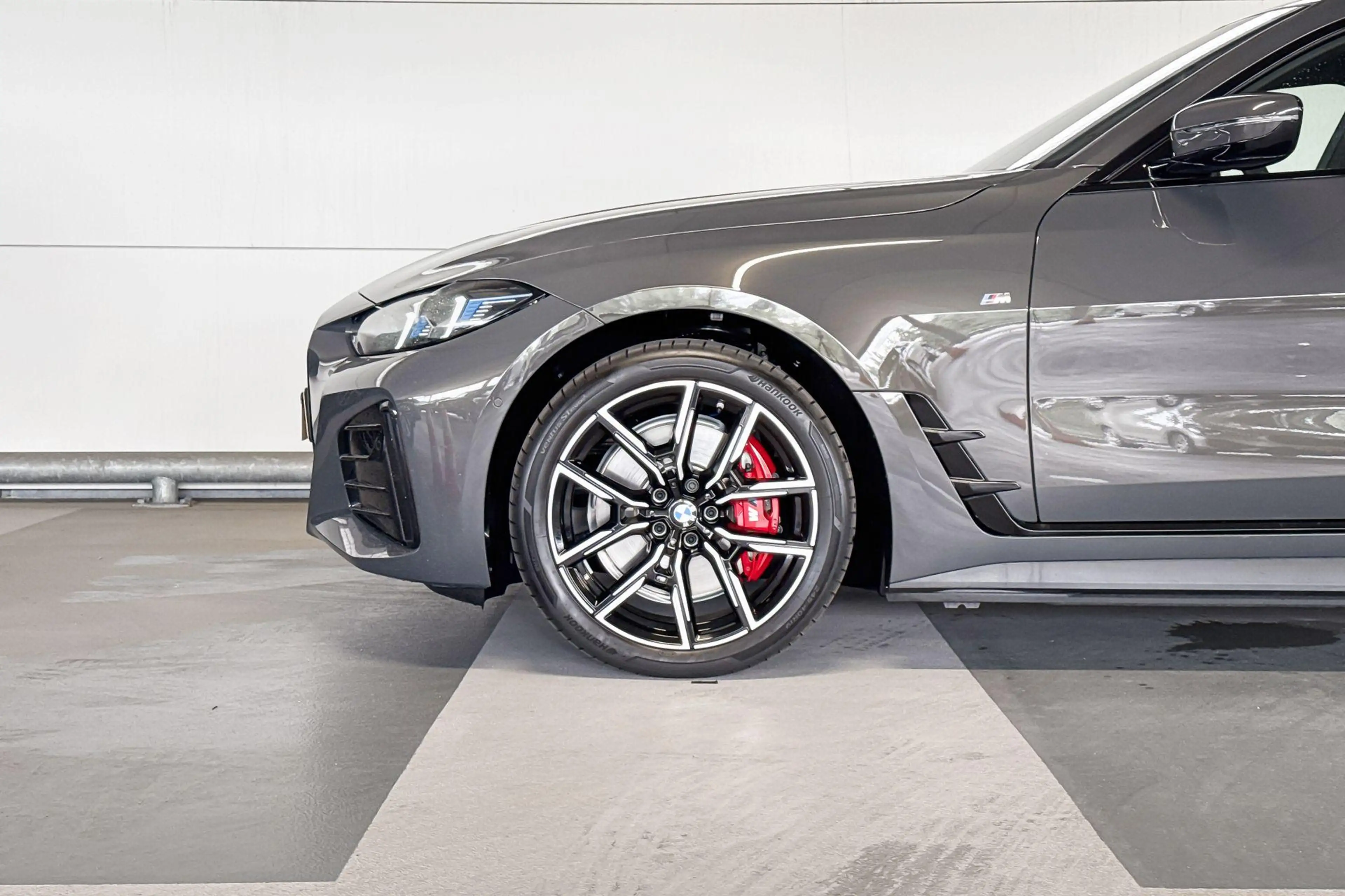 BMW i4 eDrive40 84 kWh — photo 4