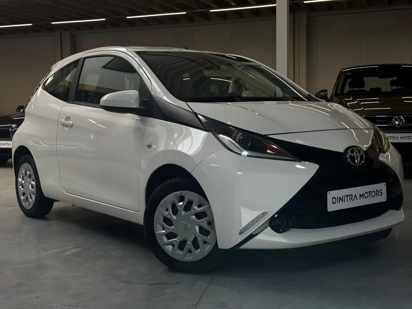 Toyota Aygo 1.0i VVT-i x-play Blanco - 1