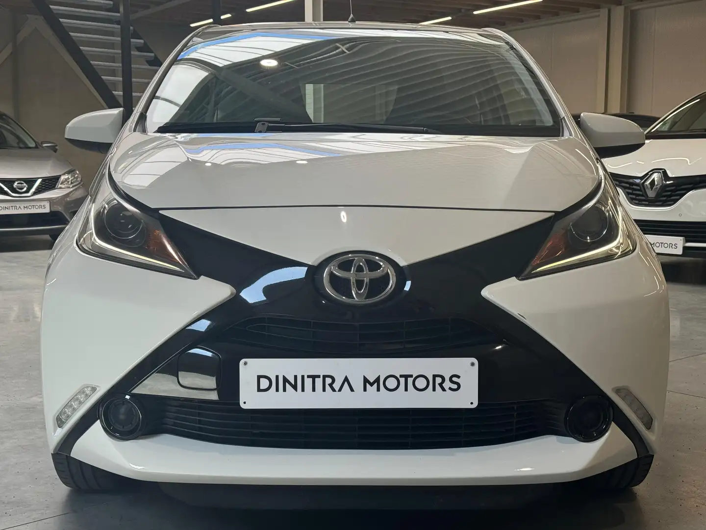 Toyota Aygo 1.0i VVT-i x-play Blanco - 2