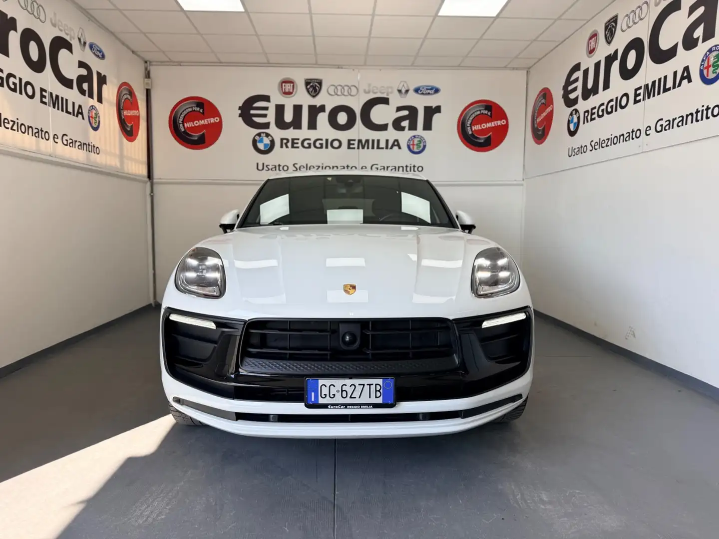 Porsche Macan 2.0 Weiß - 2