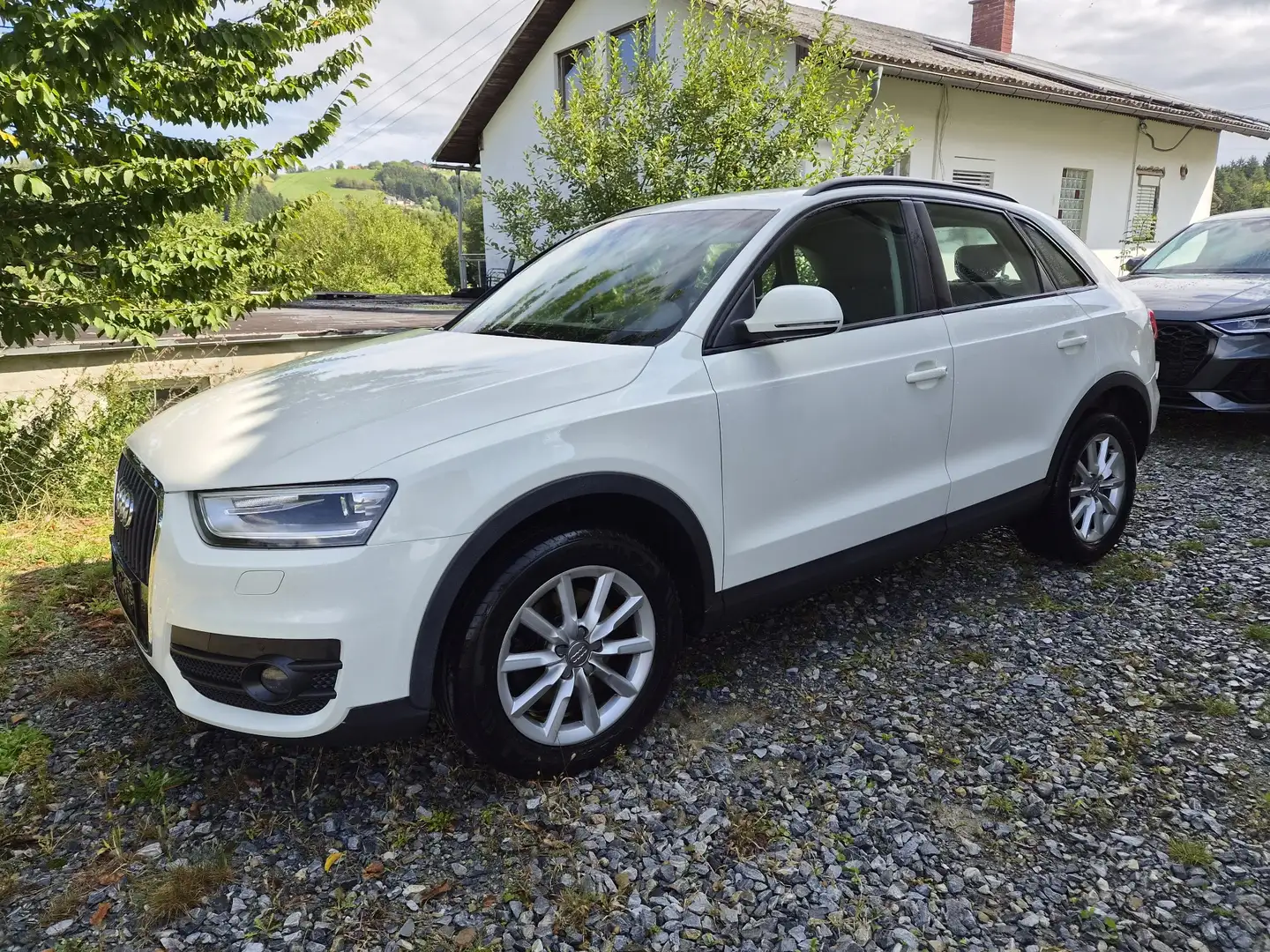 Audi Q3 2,0 TDI DPF - 1