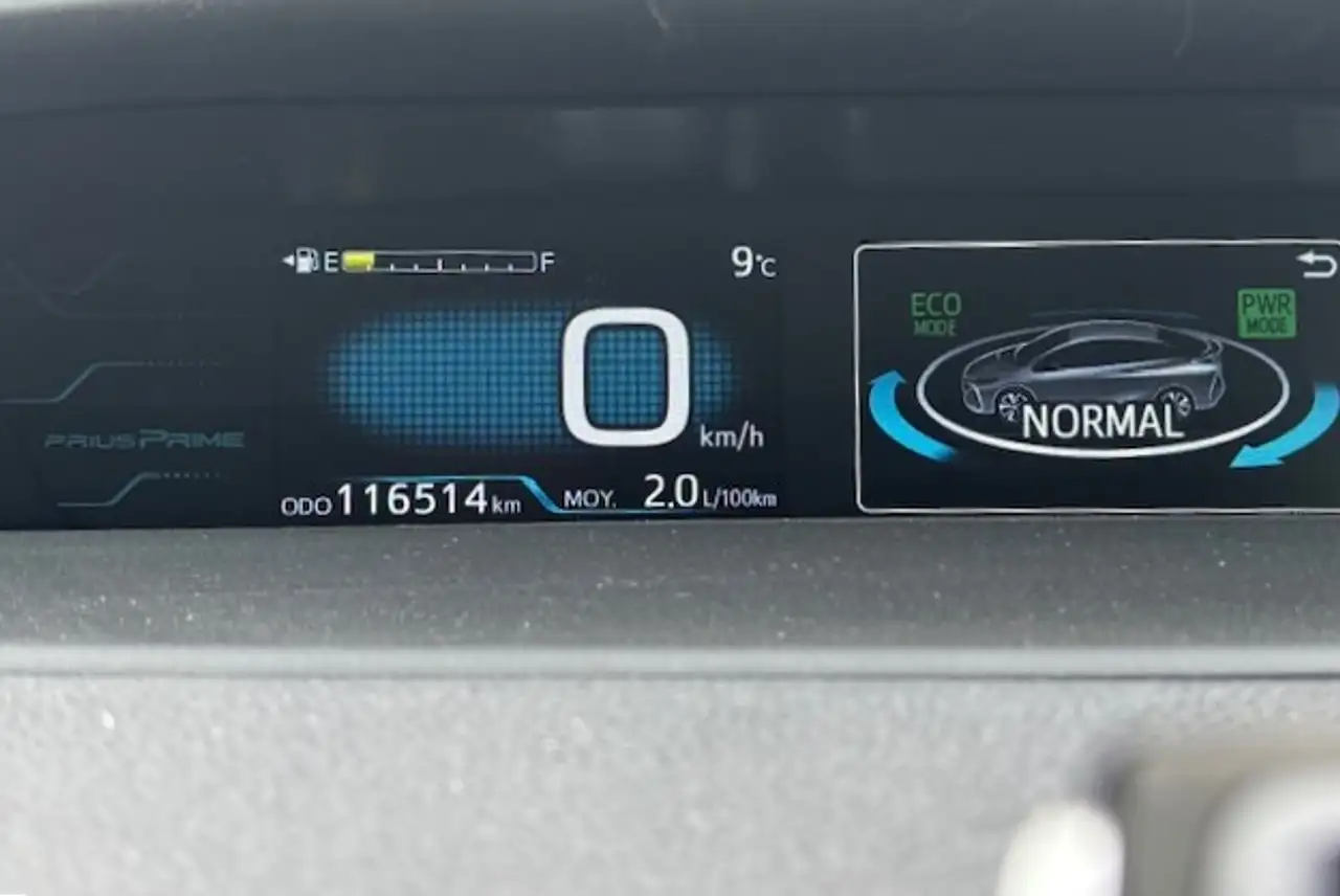 Toyota Prius Prime снимка Toyota Prius Prime
