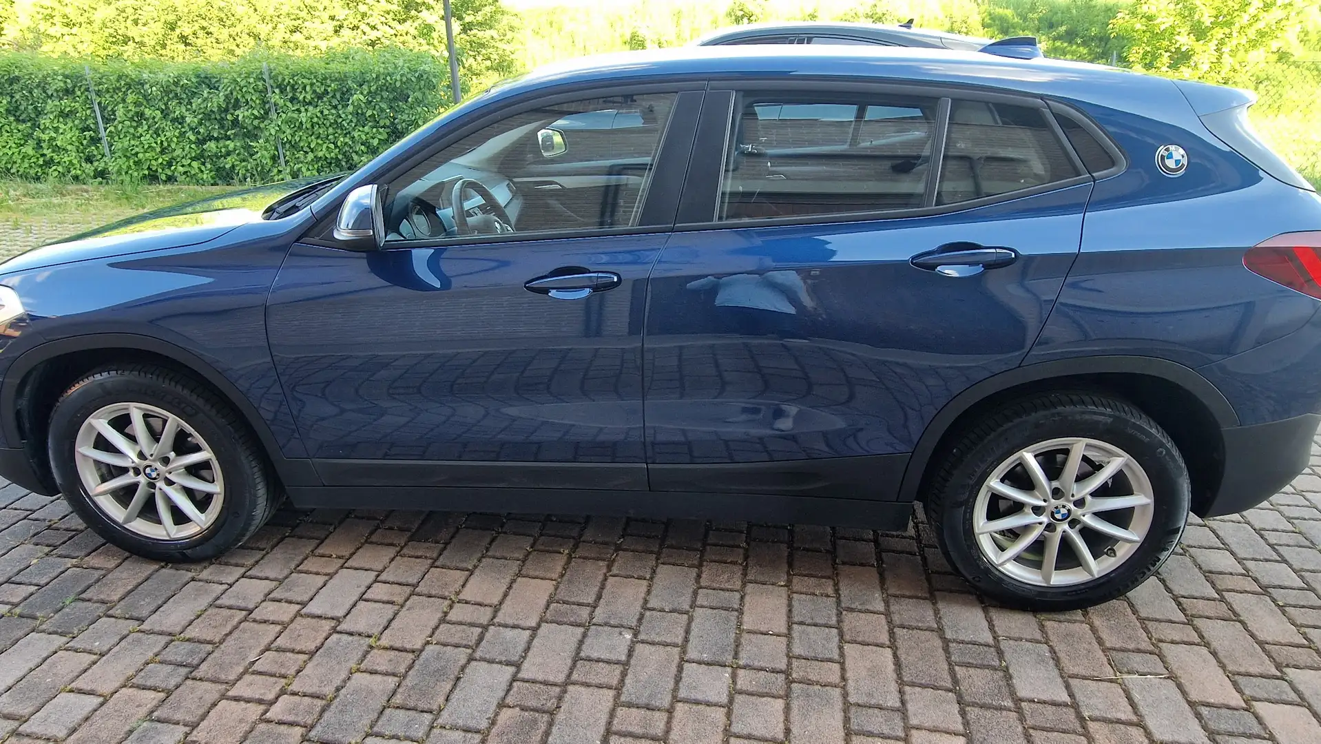 BMW X2 X2 F39 sdrive18d Advantage Blu/Azzurro - 2