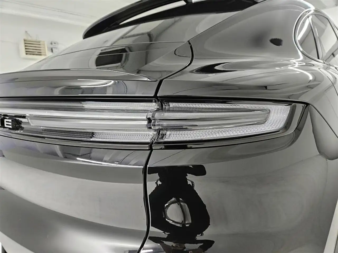 Porsche Cayenne снимка Porsche Cayenne