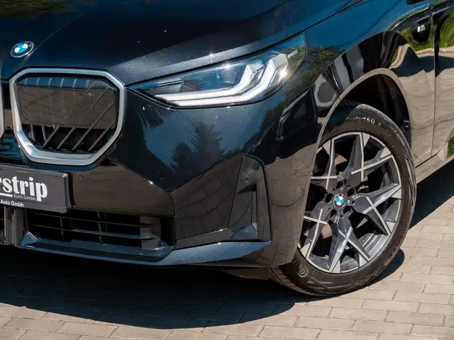 BMW X3 view 7