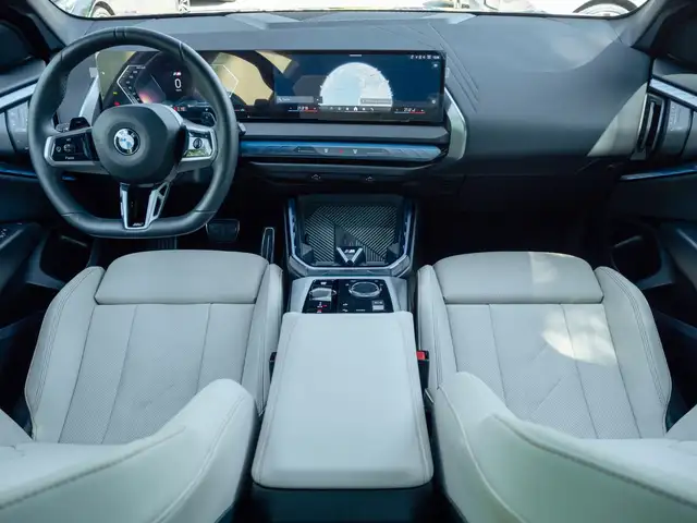 BMW X3 view 14