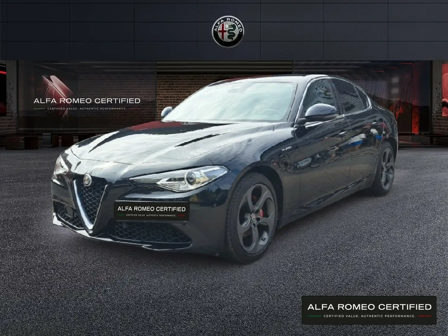 Alfa Romeo Giulia Super 2.0 Turbo 16V AT8 Noir - 1