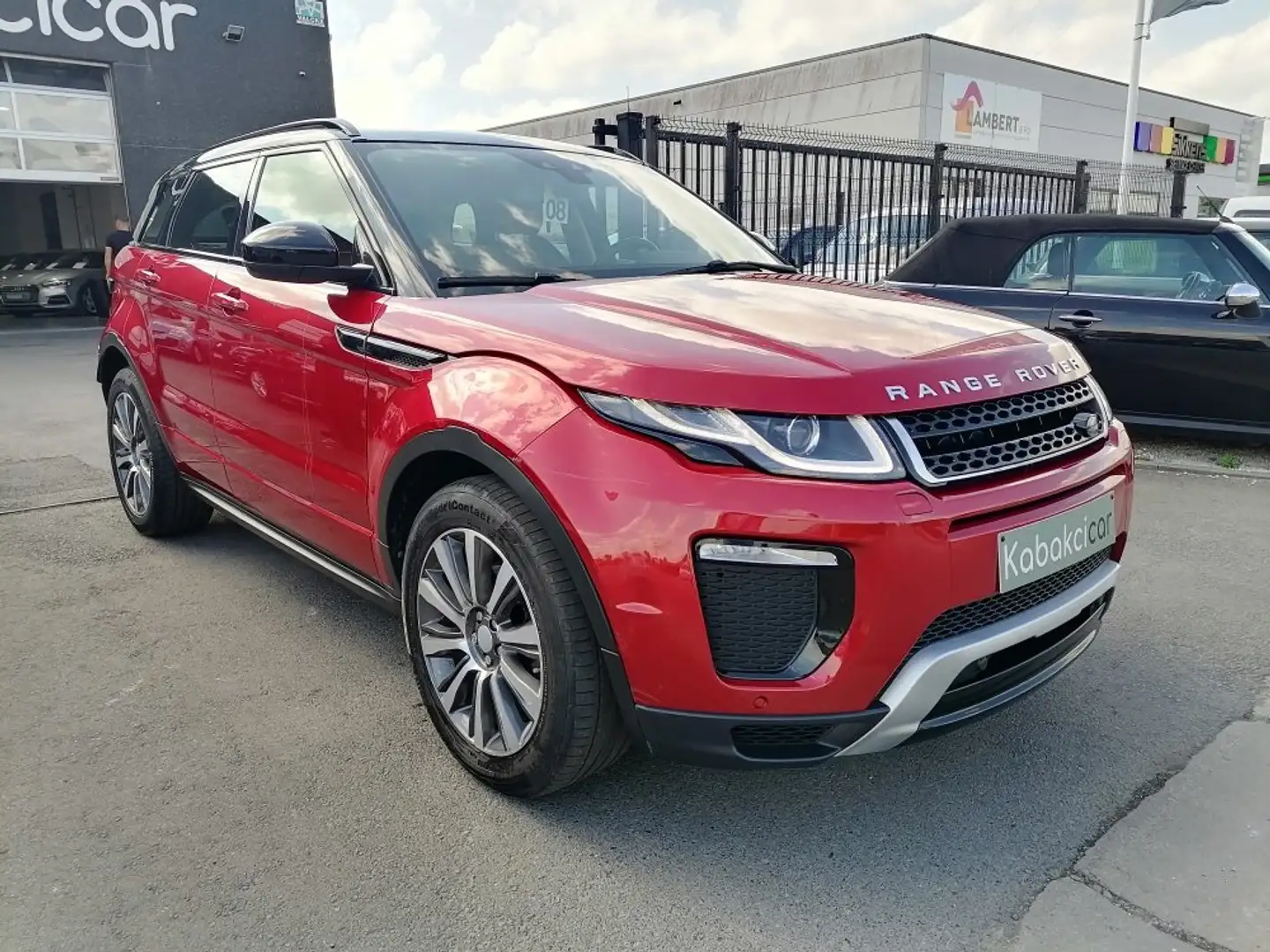Land Rover Range Rover Evoque 2.0 eD4 4WD SE Dynamic//FULL OPTIONS-TOIT PANO// Rouge - 1