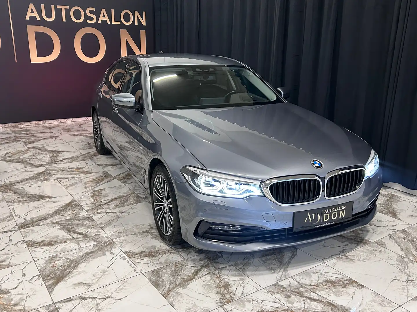 BMW 530 d xDrive Sport Line/ 3,0l /PS 265 Blau - 1