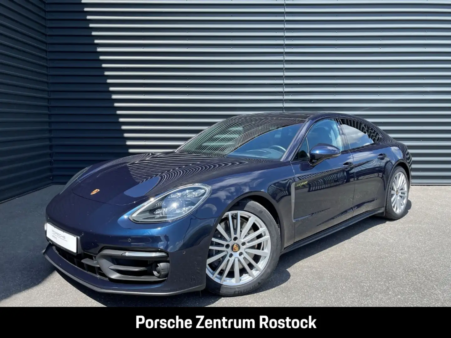 Porsche Panamera 4 E-Hybrid Platinum Edition BOSE LED Blauw - 1