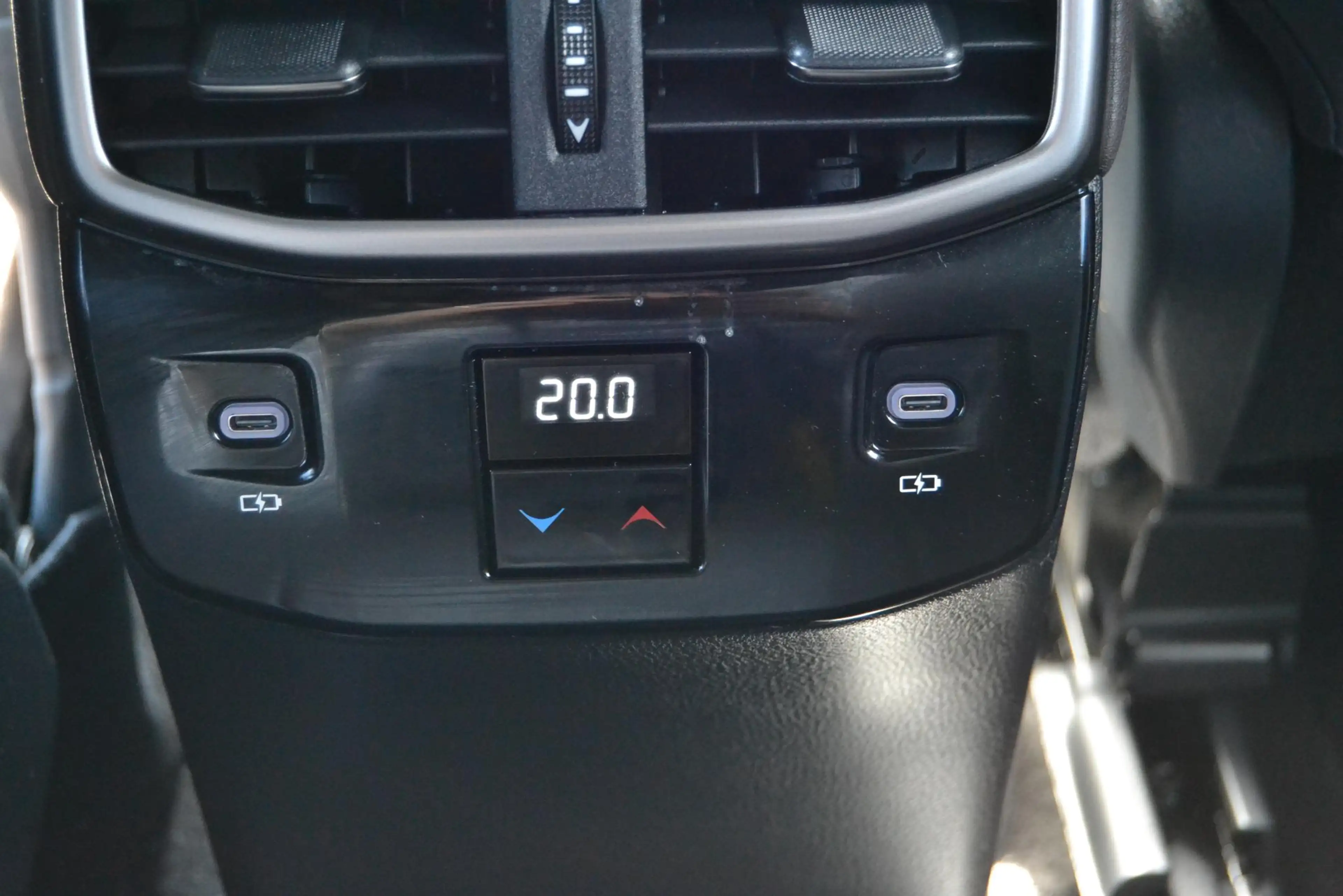 Lexus RX 450h 450h+ Plug-in Hybrid F Sport Design STOELVENT SAFE — photo 34