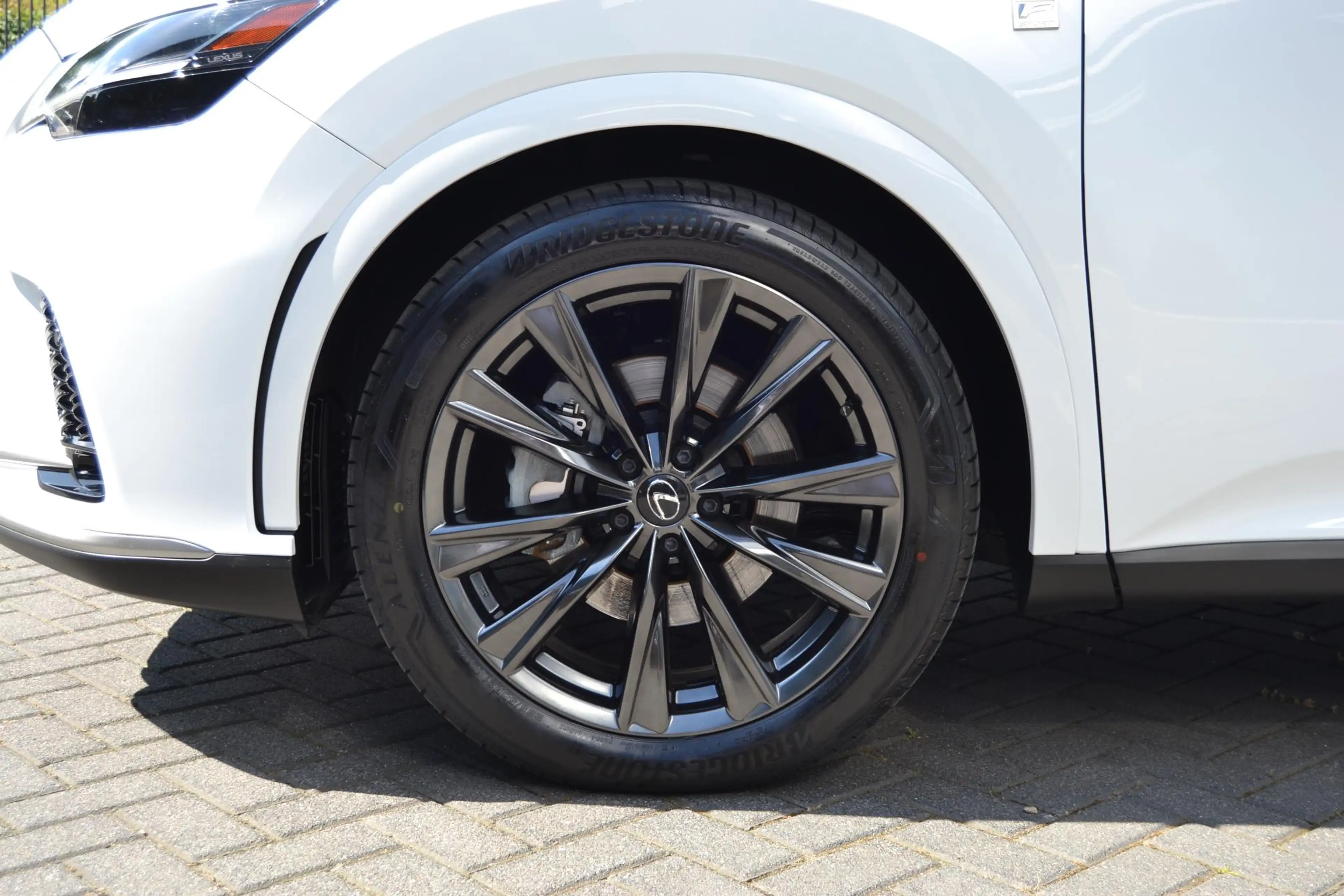 Lexus RX 450h 450h+ Plug-in Hybrid F Sport Design STOELVENT SAFE — photo 9