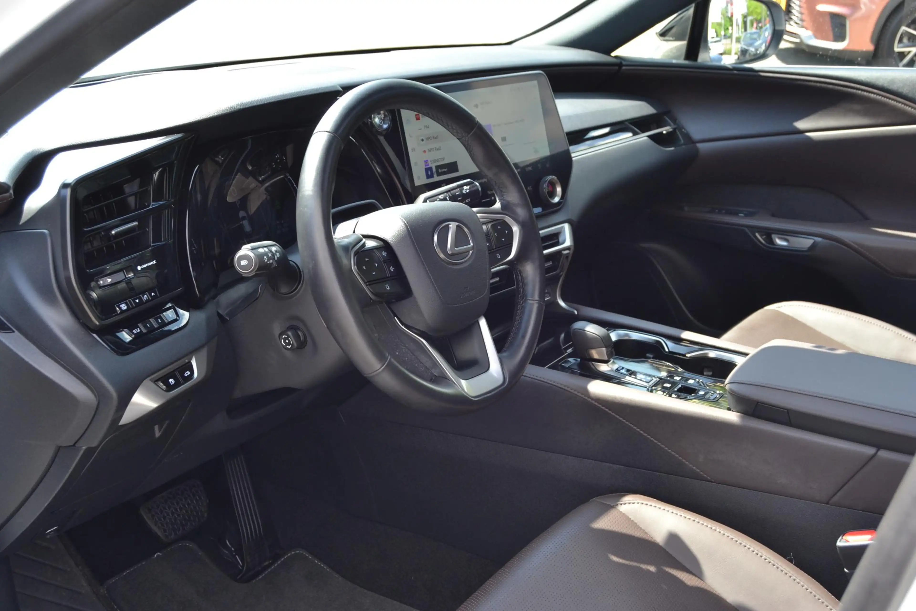 Lexus RX 450h 450h+ Plug-in Hybrid F Sport Design STOELVENT SAFE — photo 36