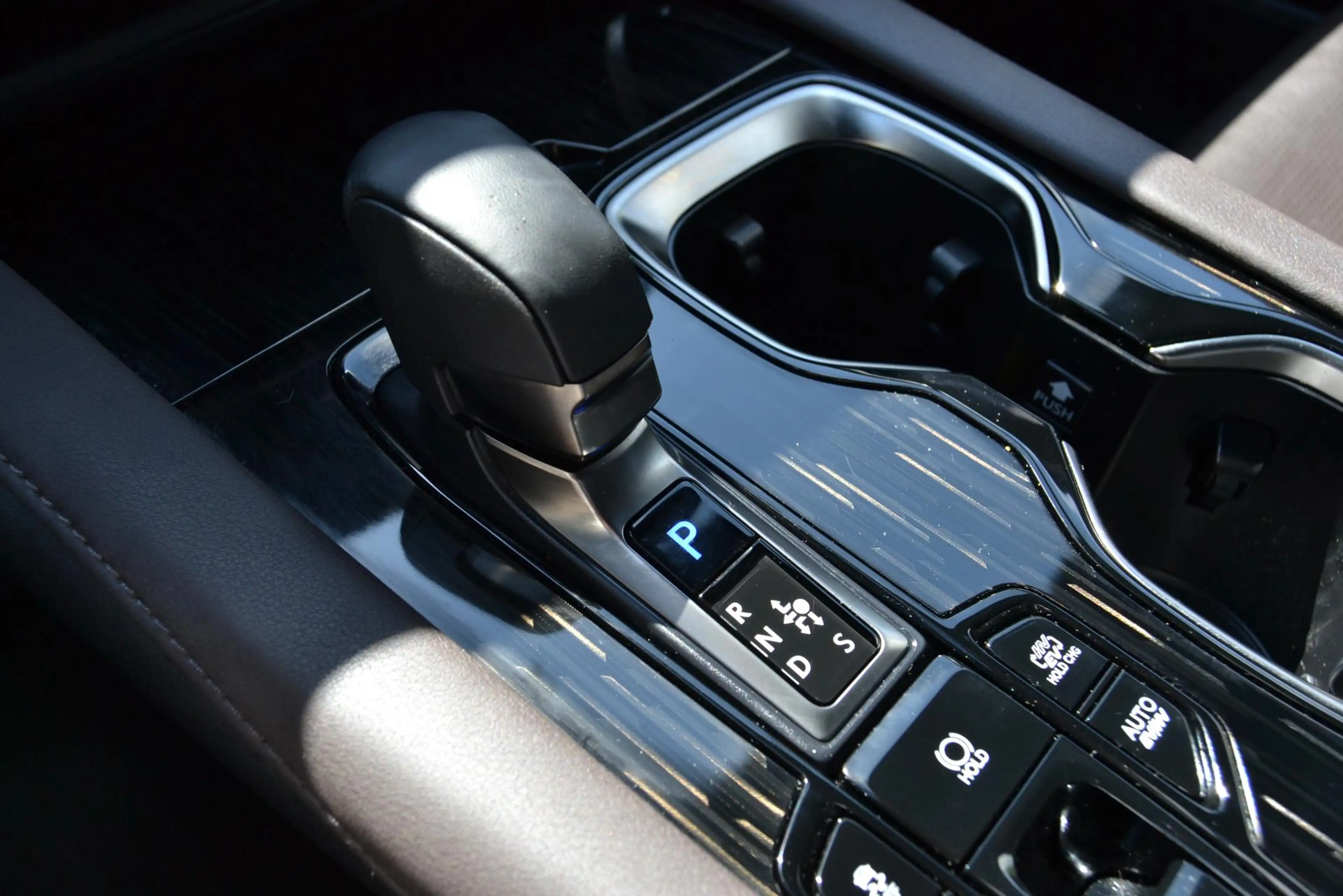 Lexus RX 450h 450h+ Plug-in Hybrid F Sport Design STOELVENT SAFE — photo 25