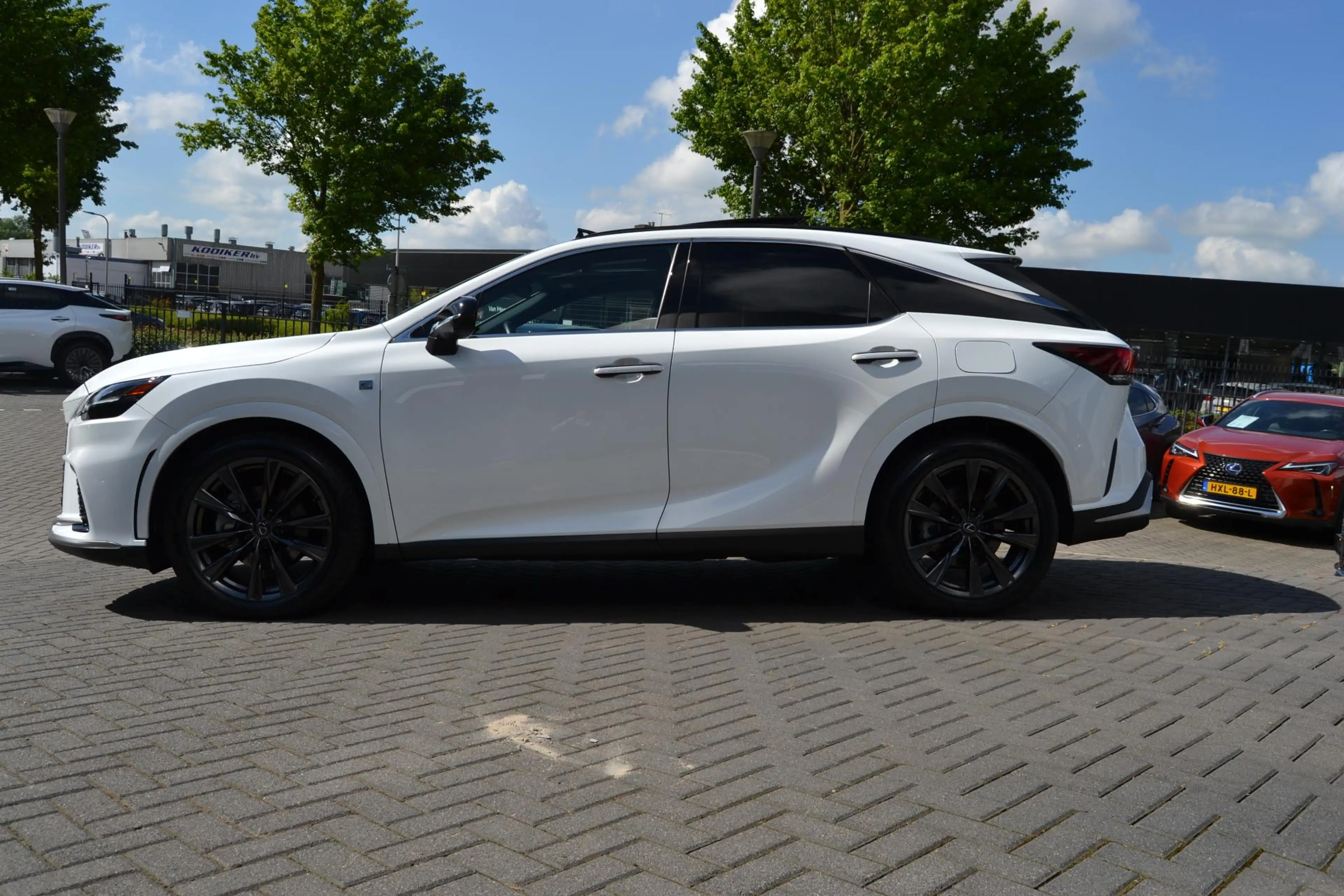 Lexus RX 450h 450h+ Plug-in Hybrid F Sport Design STOELVENT SAFE — photo 6
