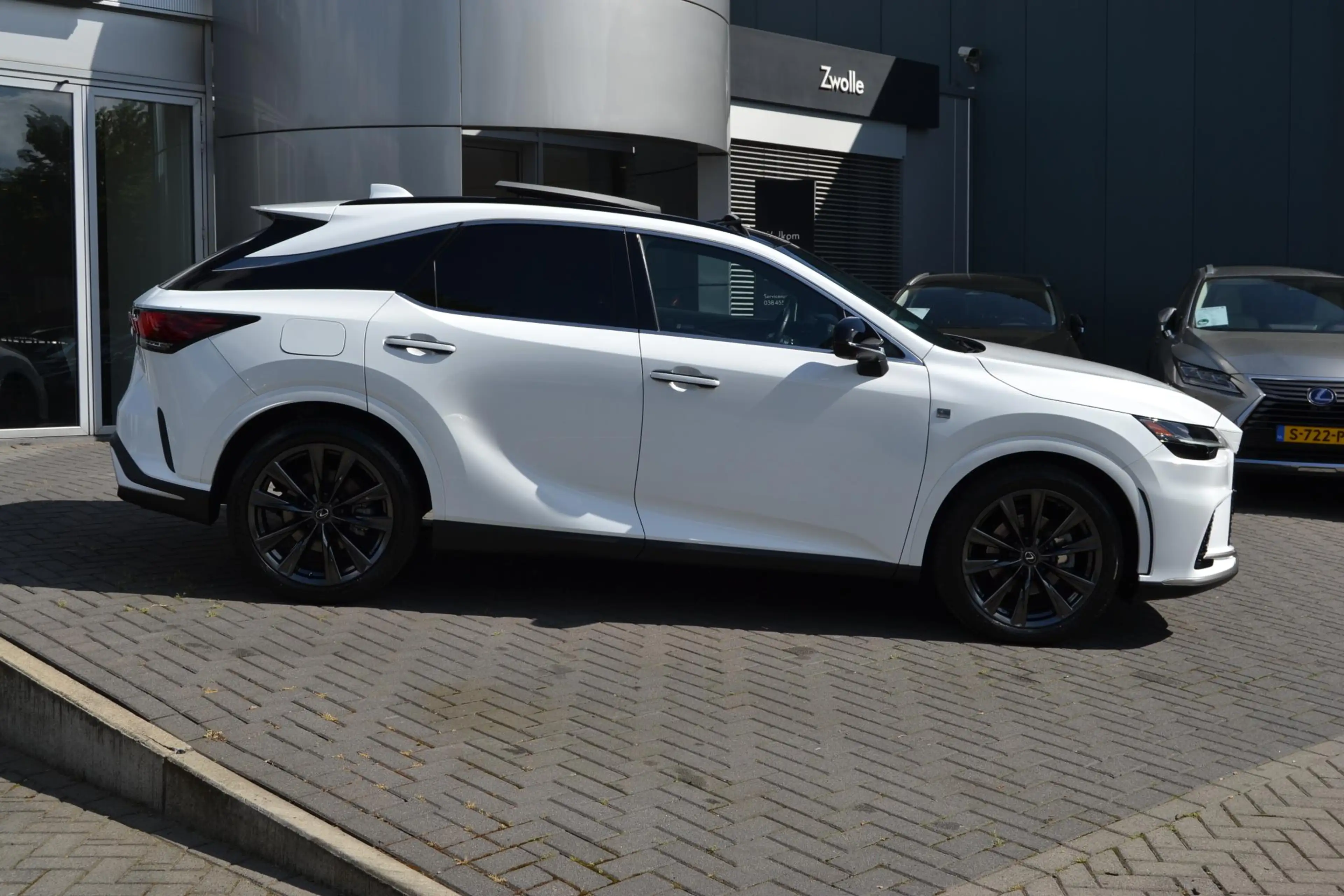 Lexus RX 450h 450h+ Plug-in Hybrid F Sport Design STOELVENT SAFE — photo 2